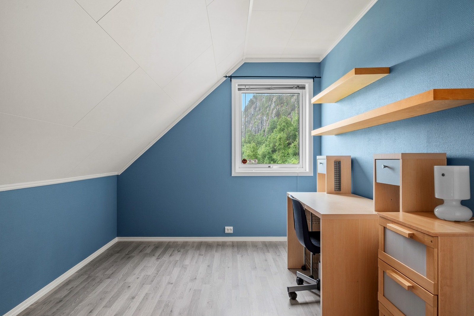 Soverom 2 er på 8,1m². Galleribilde