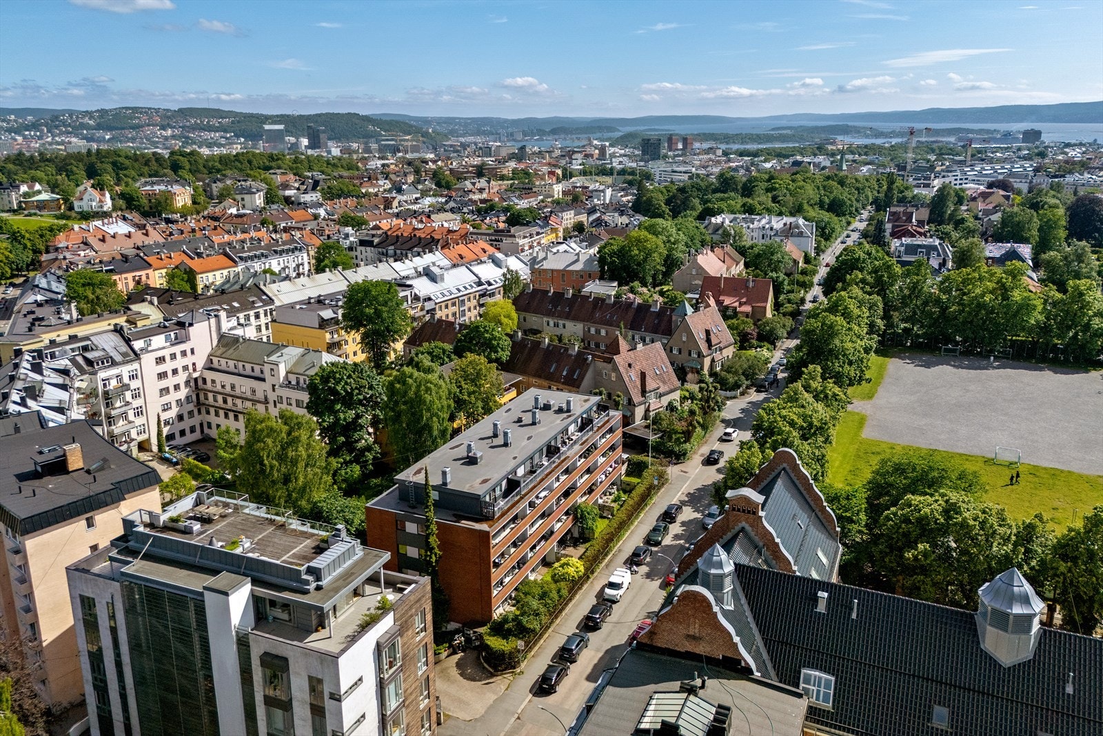 Beste Fagerborg byr på en sjelden balanse mellom pulserende byliv og rolige boligomgivelser. Galleribilde