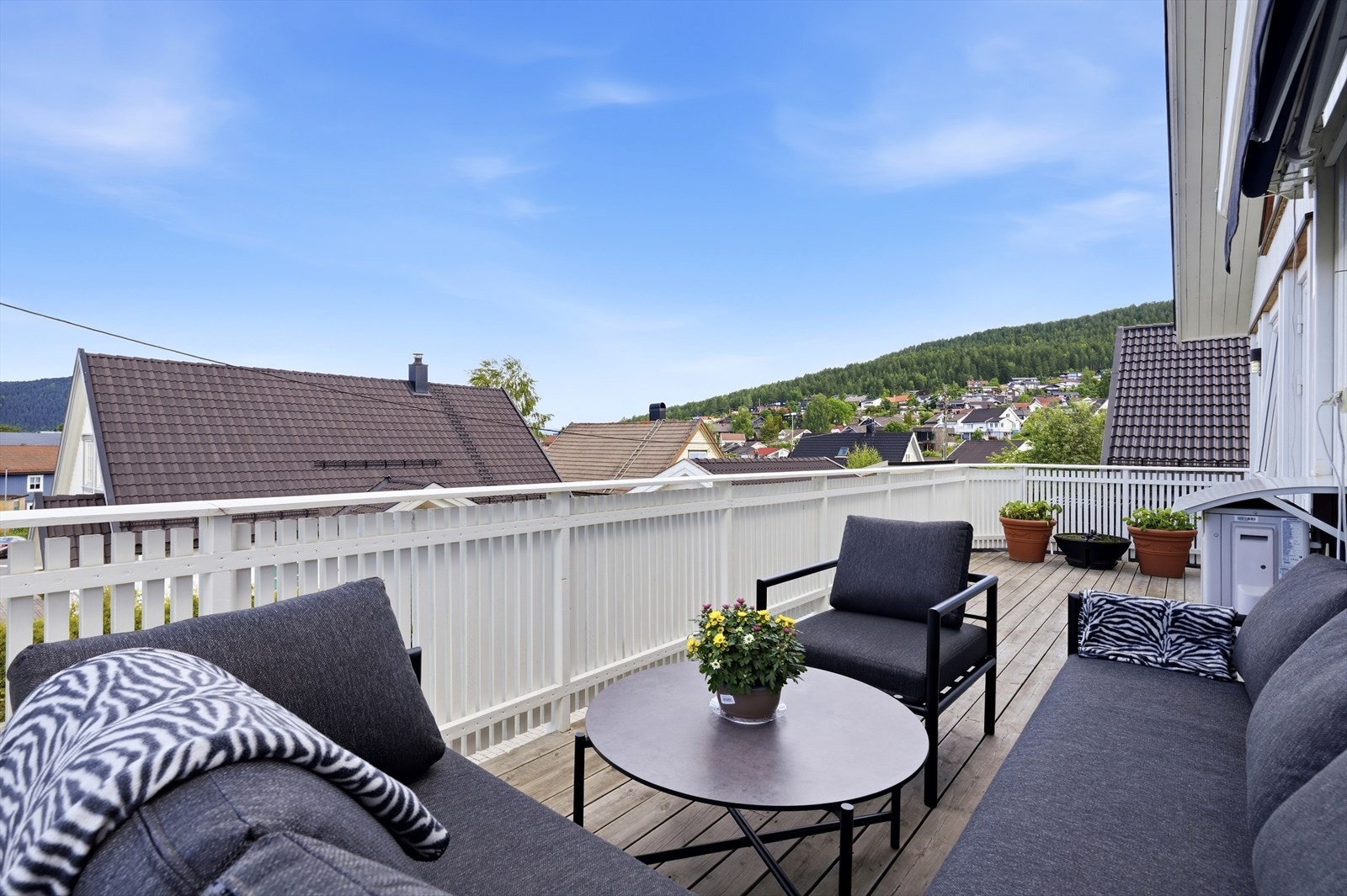 Fint utsyn i flere retninger. Galleribilde