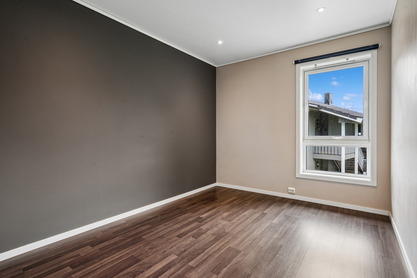 Leiligheten har 2 soverom, disse er på hhv 11,3m² og 7,4m² Galleribilde