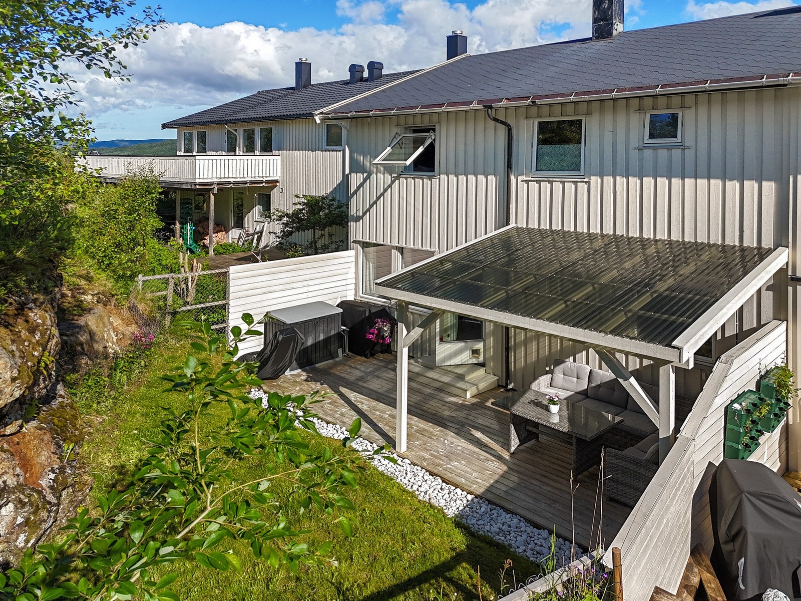 Uteområde på baksiden Galleribilde