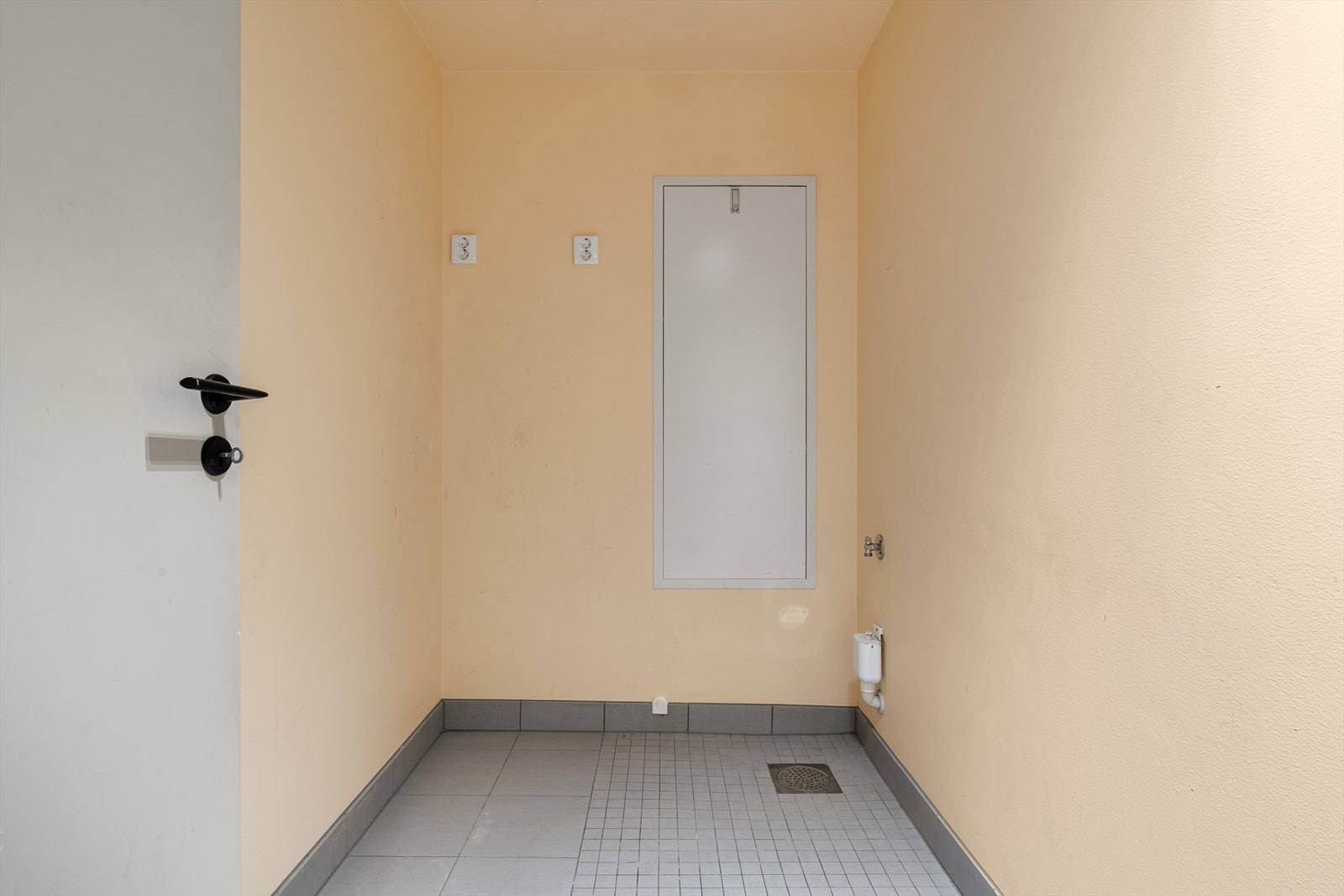 - Boligen byr på et separat og praktisk vaskerom - Galleribilde