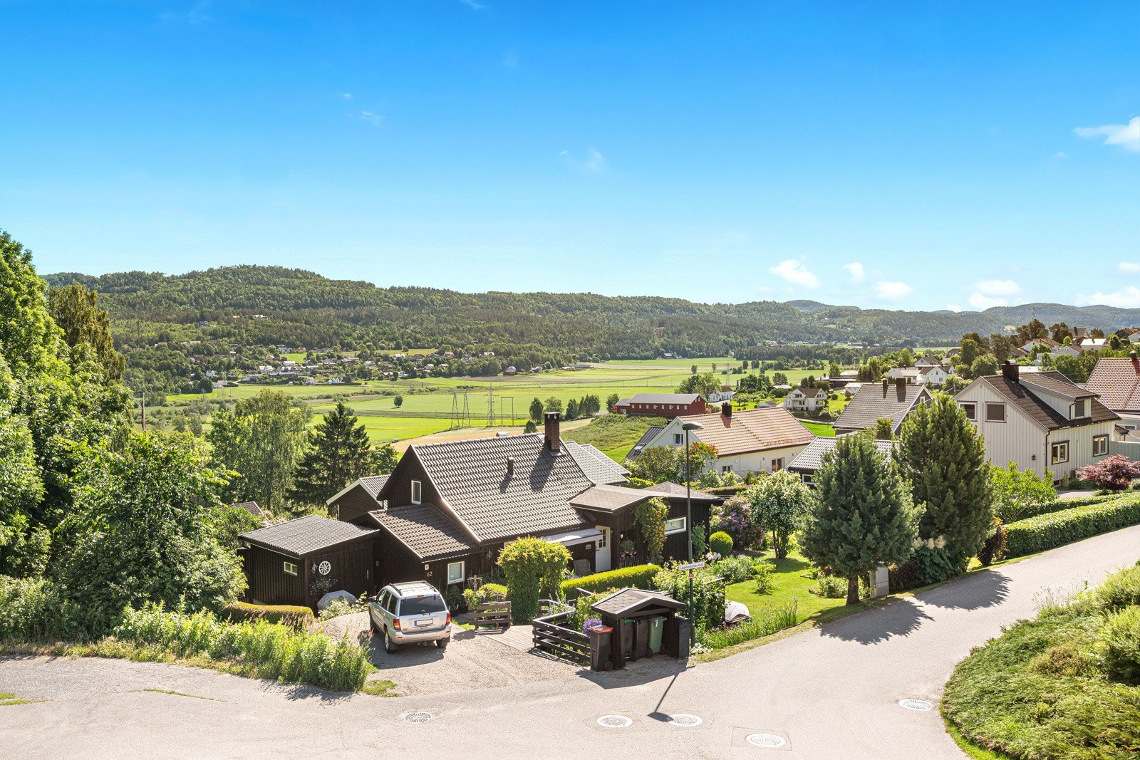 Fin utsikt fra balkongen mot Gjerpensdalen Galleribilde