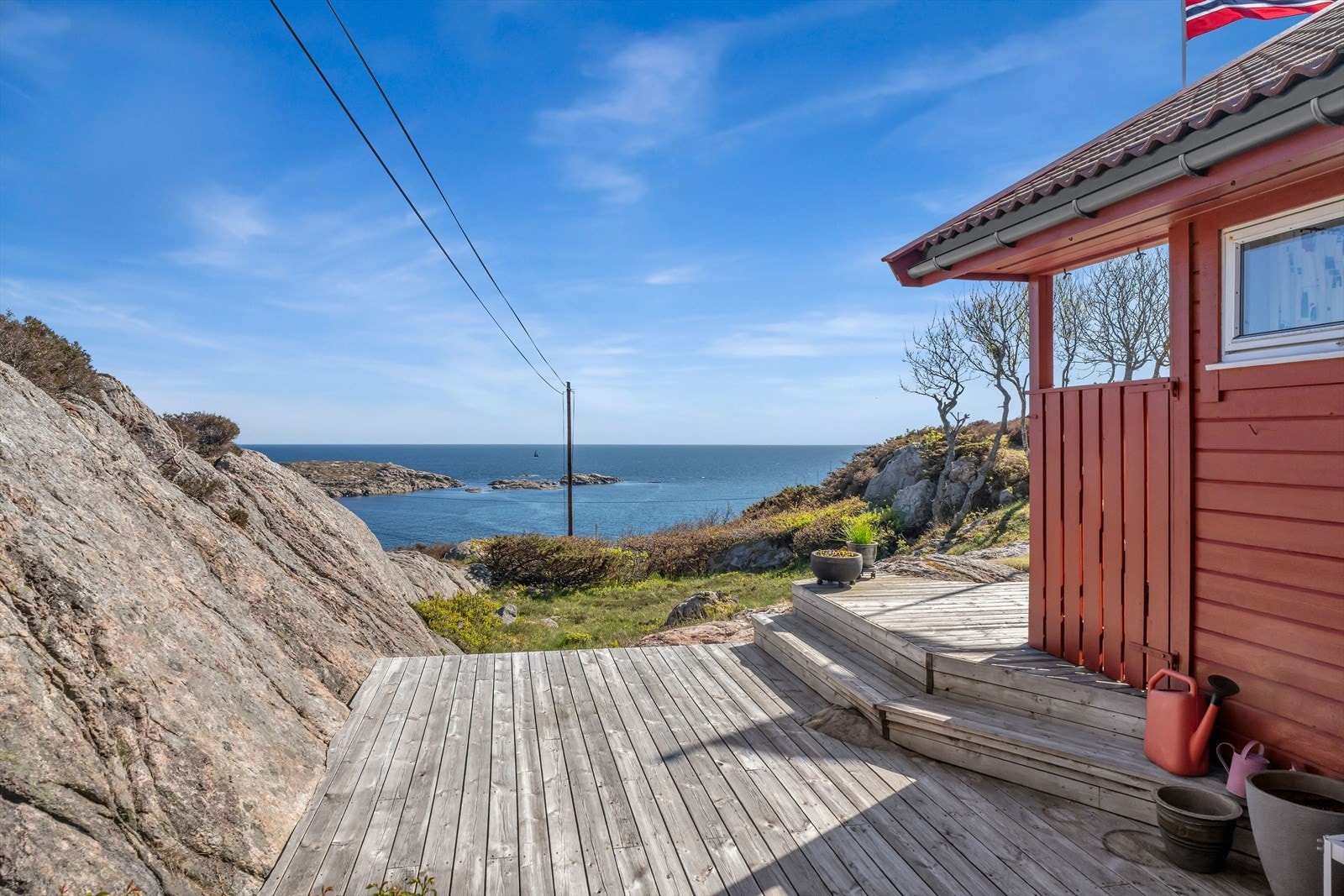 Eiendommen ligger i et område med flotte turmuligheter i umiddelbar nærhet. Galleribilde