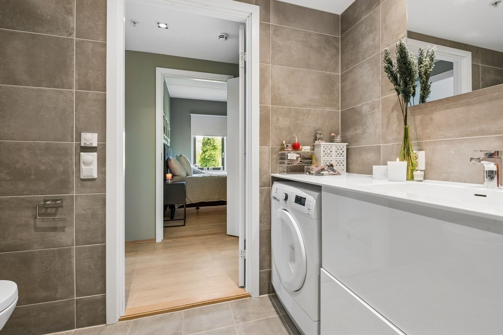 Leiligheten har balansert ventilasjon som sikrer et sunt og godt inneklima. Galleribilde