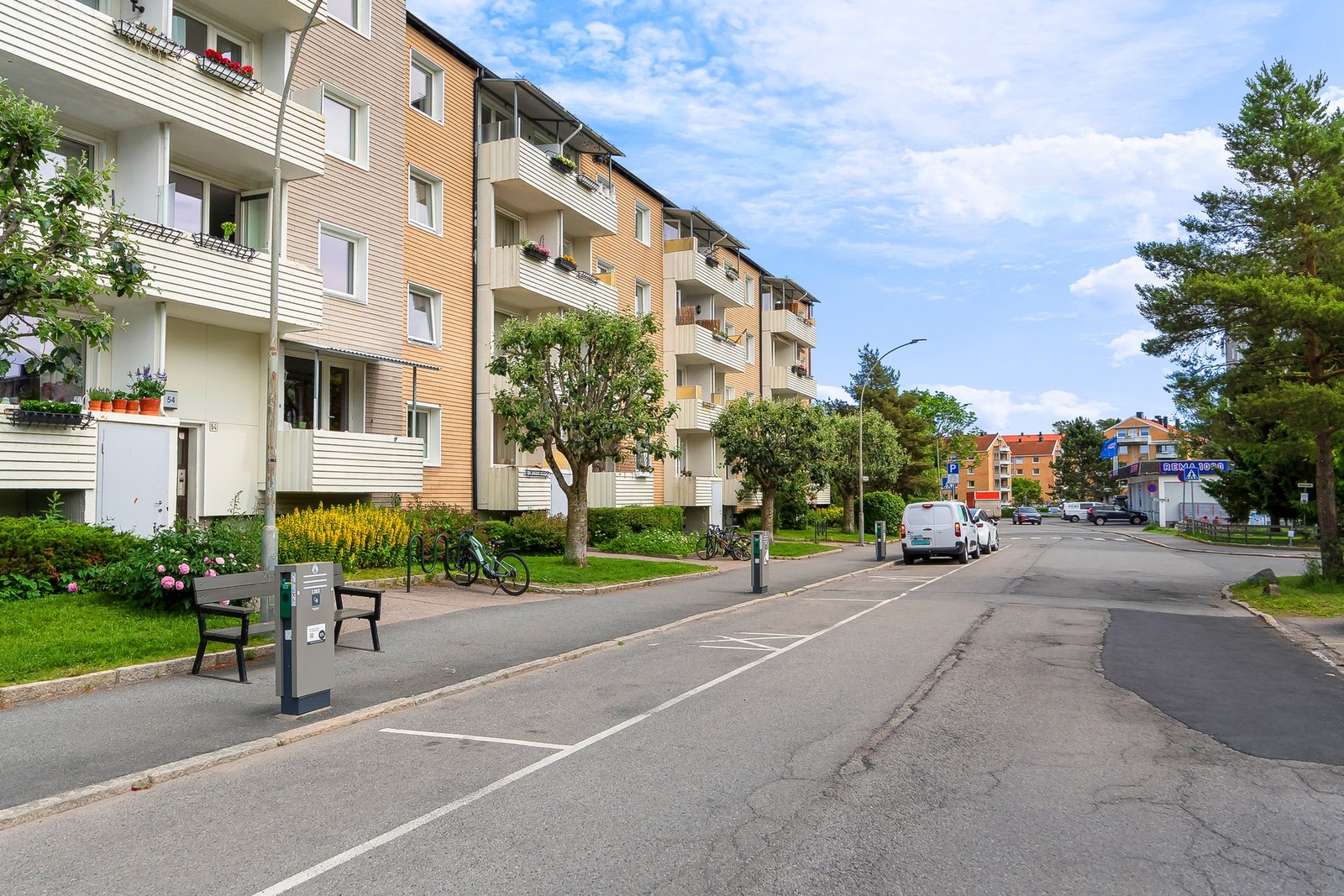 Fasade - Mellombølgen 54. Galleribilde