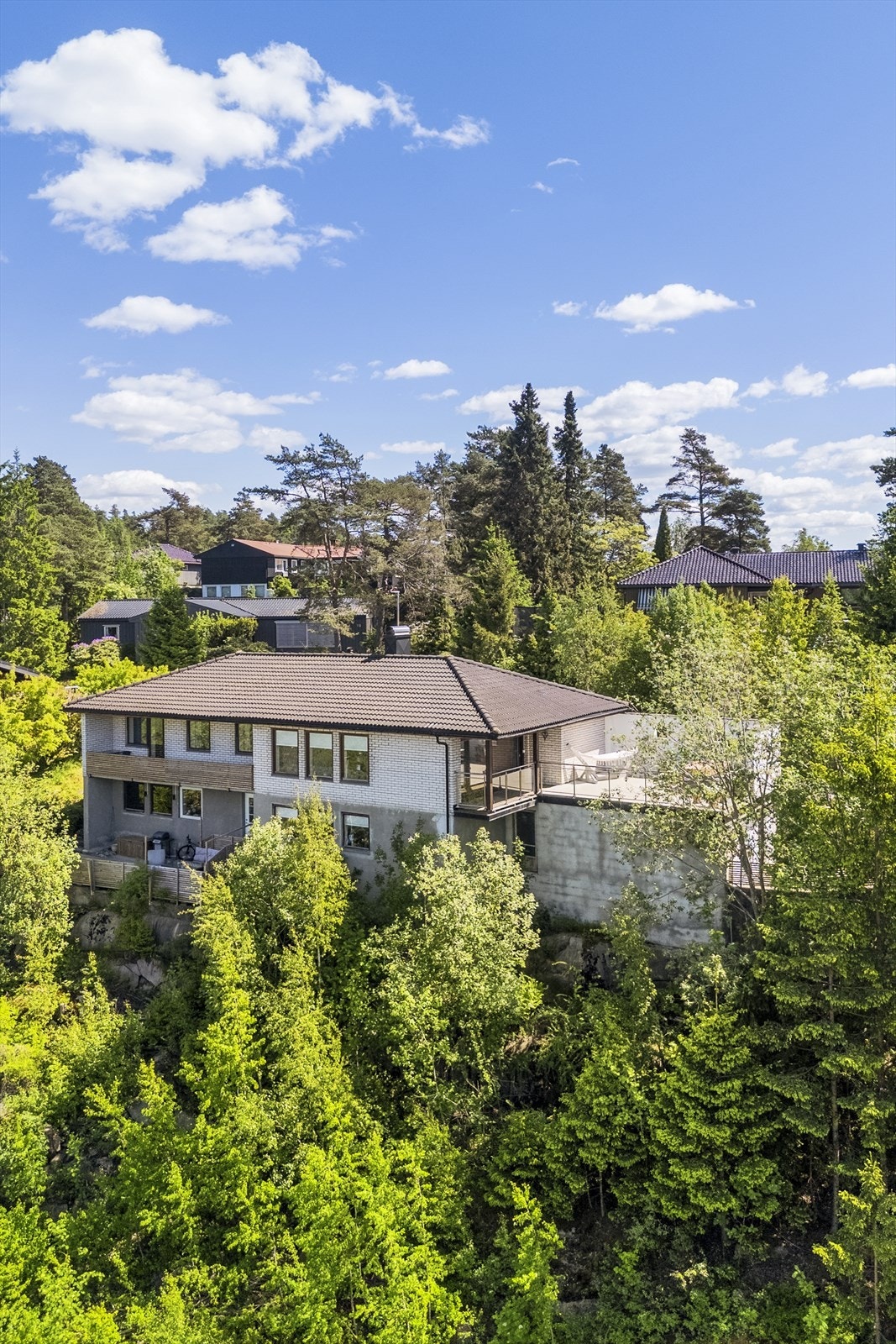 Sjelden anledning av eiendom i et av Sarpsborgs desidert mest populære boligområde på Kurland Galleribilde