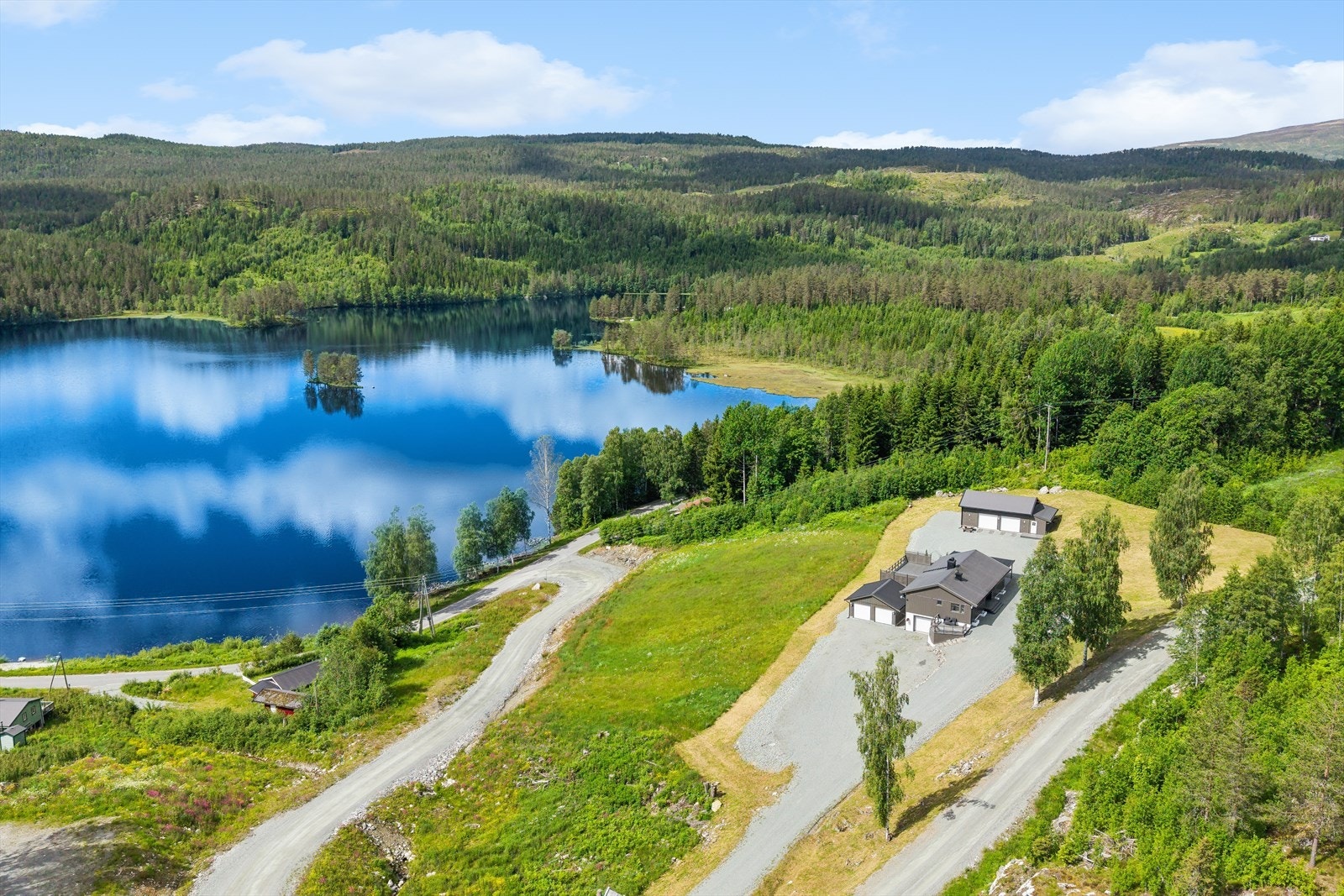 Her bor du usjenert til med naturen som nærmeste nabo. Galleribilde