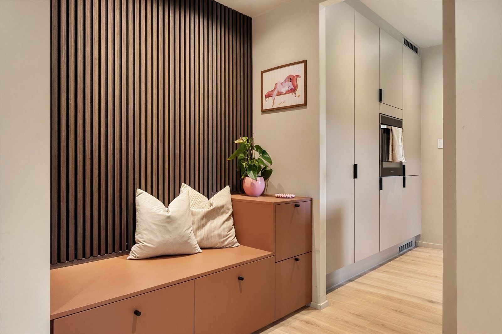 - Romslig entré/gang på 7,5 m² - Galleribilde