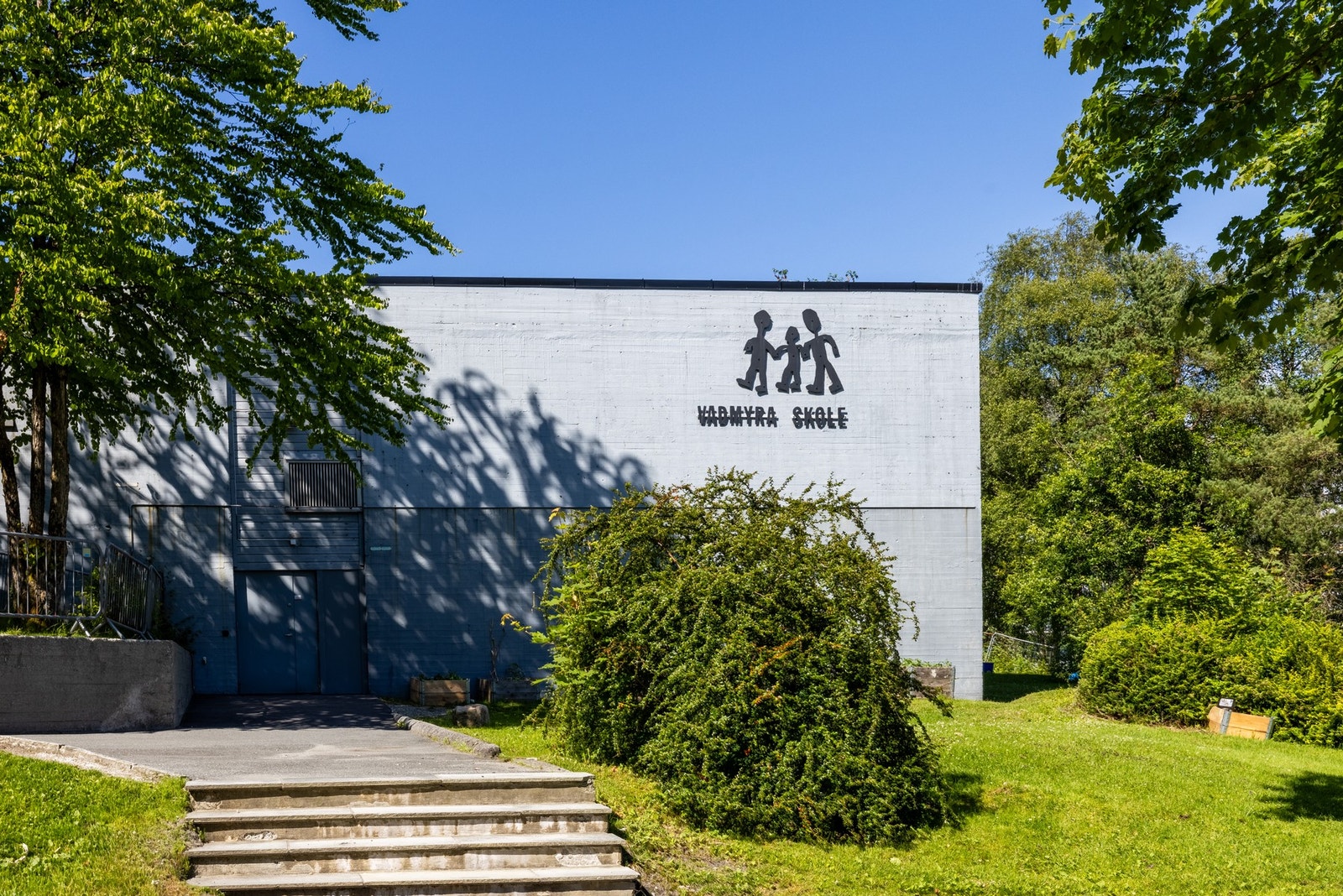 Vadmyra skole når du på ca 10 min til fots. Galleribilde