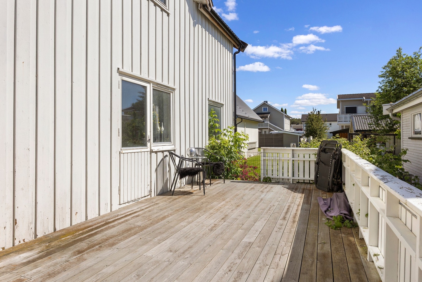Terrassen er vendt mot sør og har gode solforhold. Galleribilde