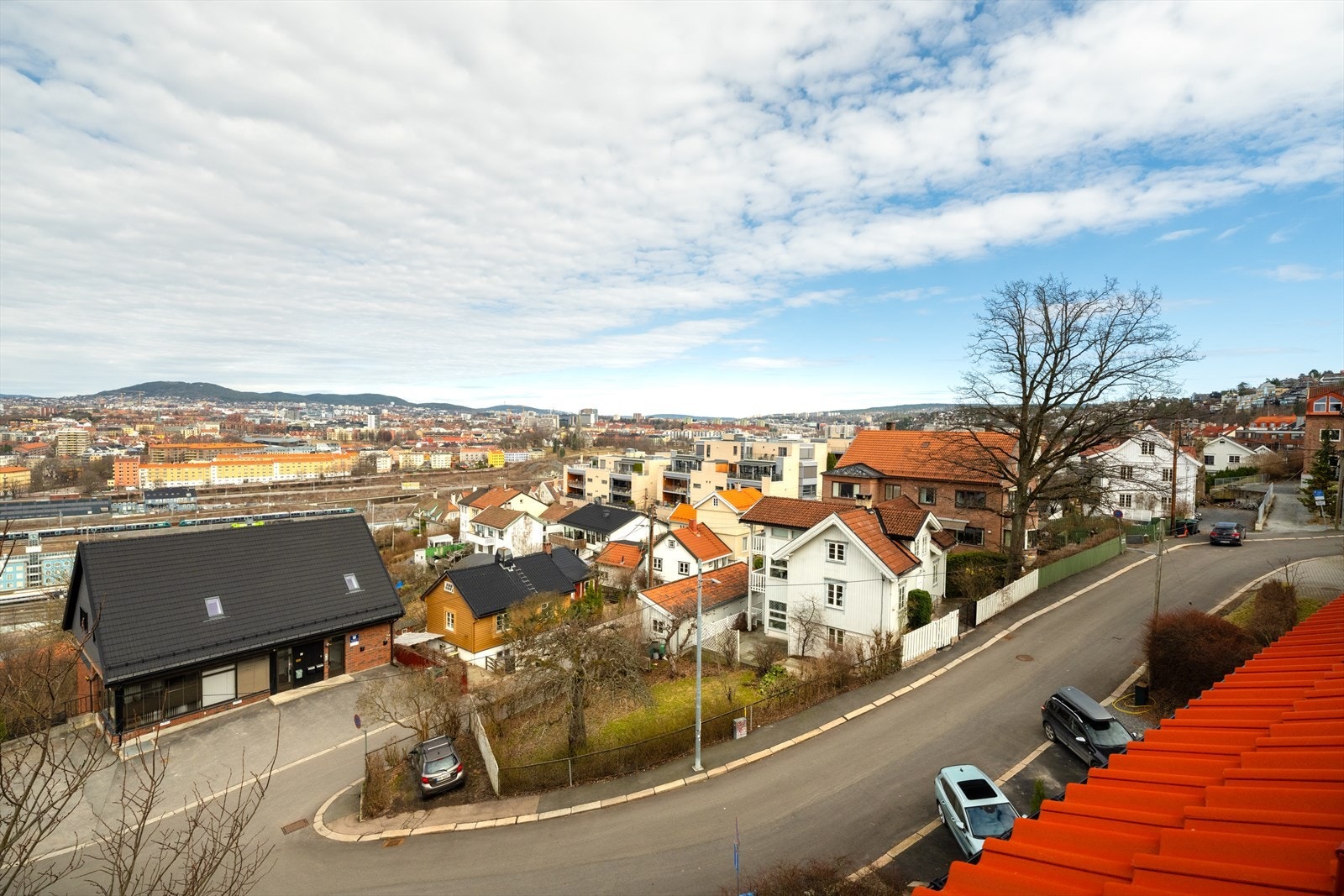 Området består primært av klassisk bebyggelse med noen nyere leilighetsbygg Galleribilde