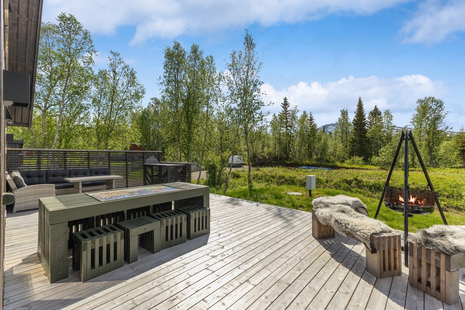 Her er det god plass til flere sittegrupper Galleribilde