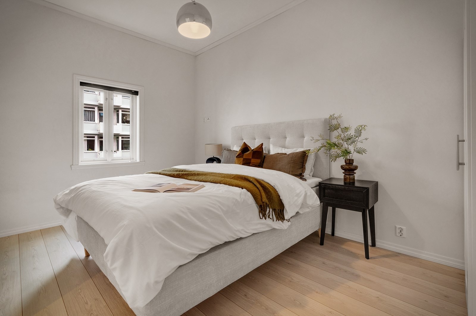 - Soverom 2 måler 12,5 m² - Galleribilde