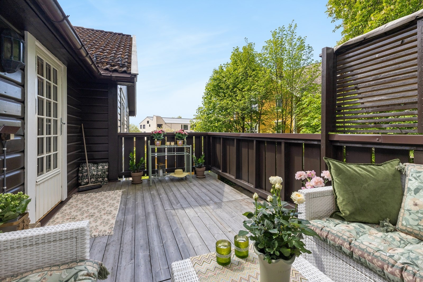 Bendik Brunvoll v/DNB Eiendom presenterer denne flotte leiligheten med stor og solrik terrasse! Galleribilde