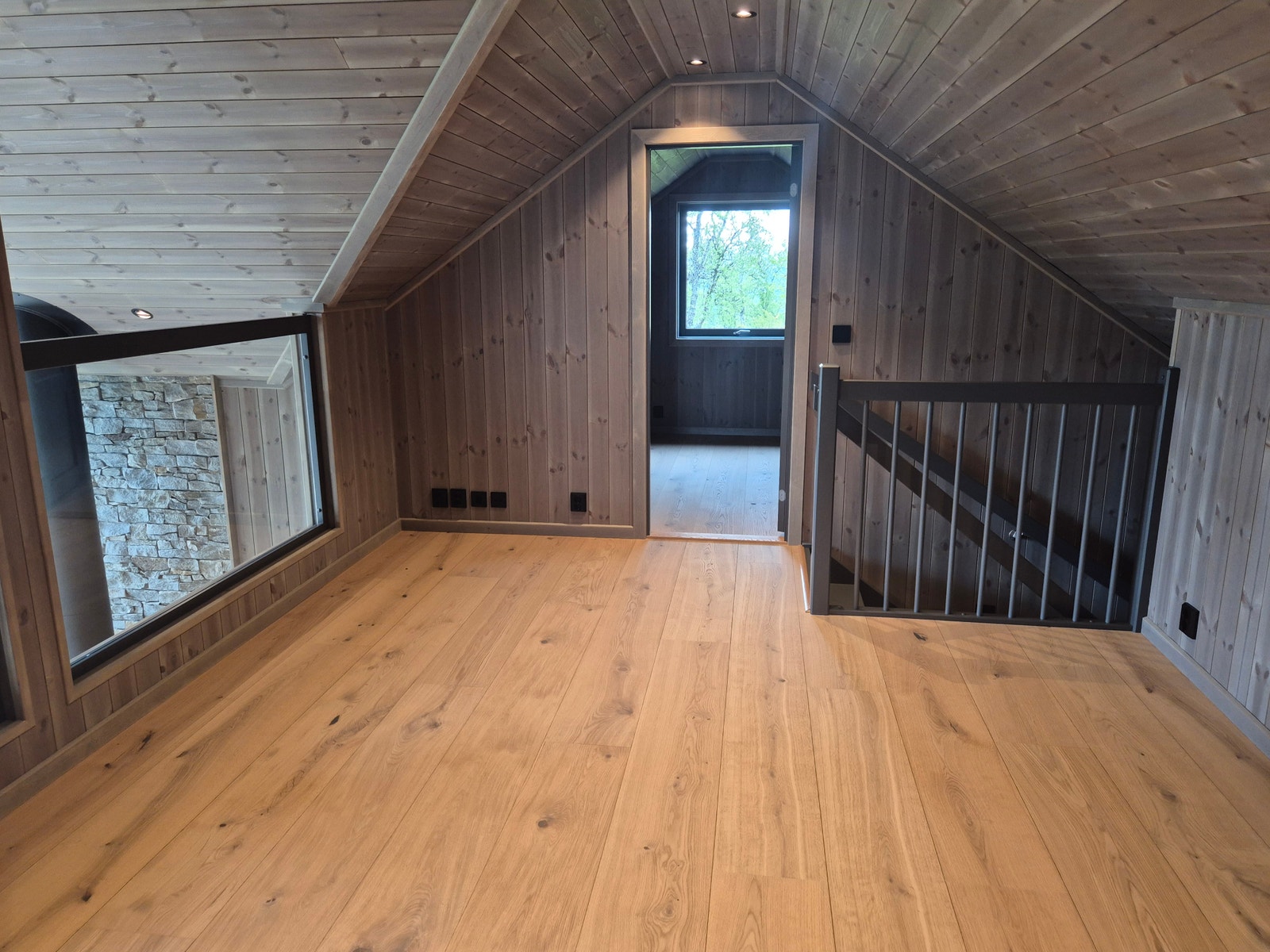 To store soverom på plan 2. Galleribilde