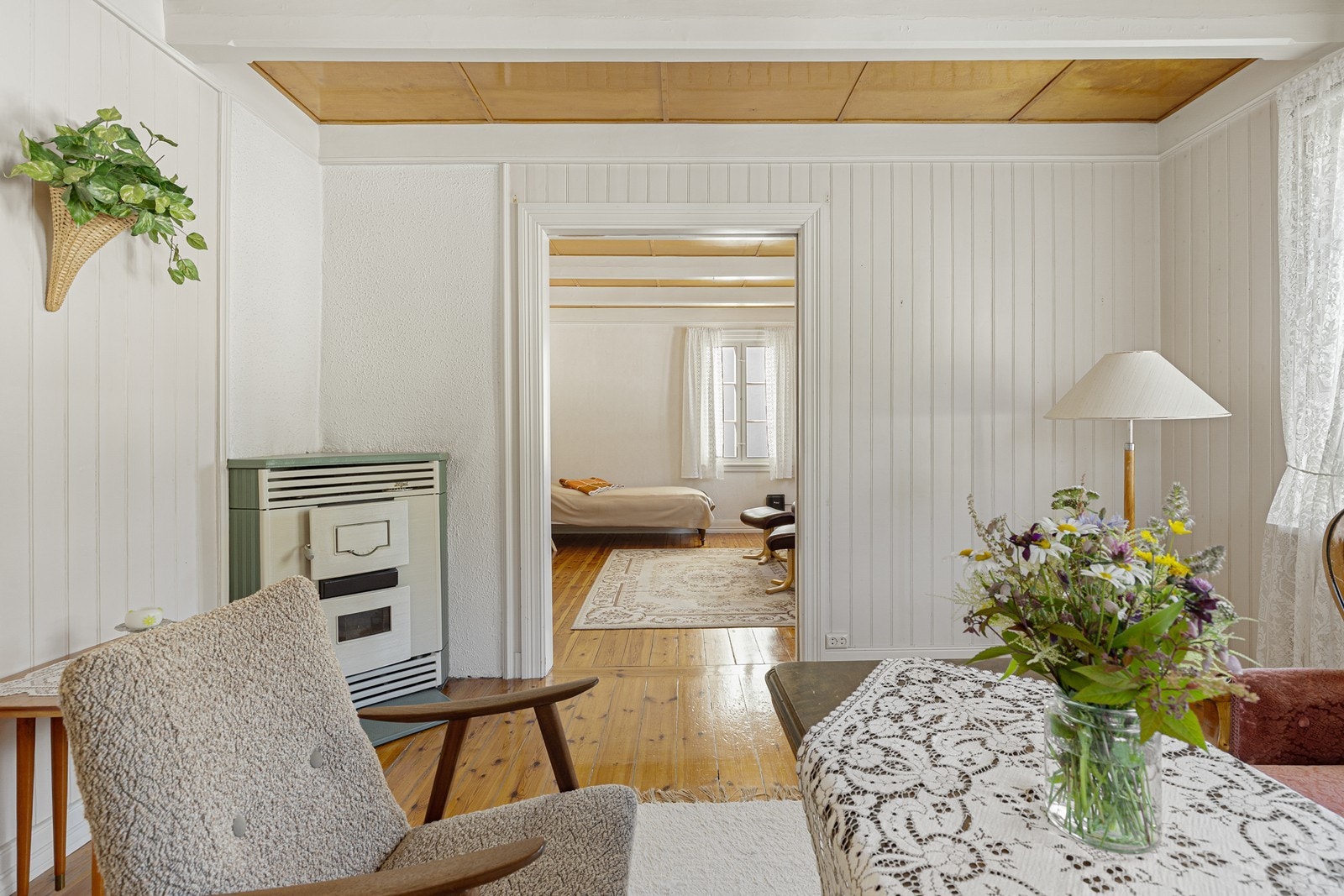 Her kan man nyte late dager med familien med god plass til alt man måtte ønske. Galleribilde