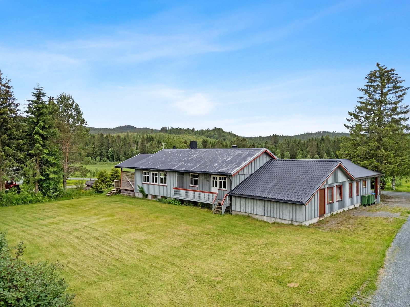 Stor hage/plen. Galleribilde