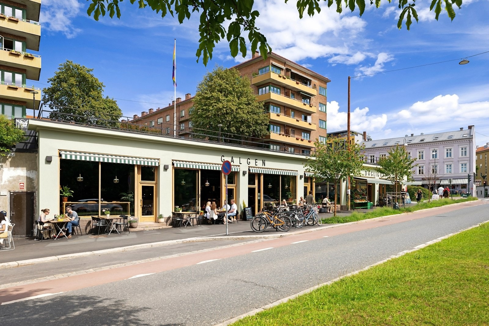 Populære Galgen ligger et stenkast unna leiligheten. Nydelig serveringssted. Galleribilde