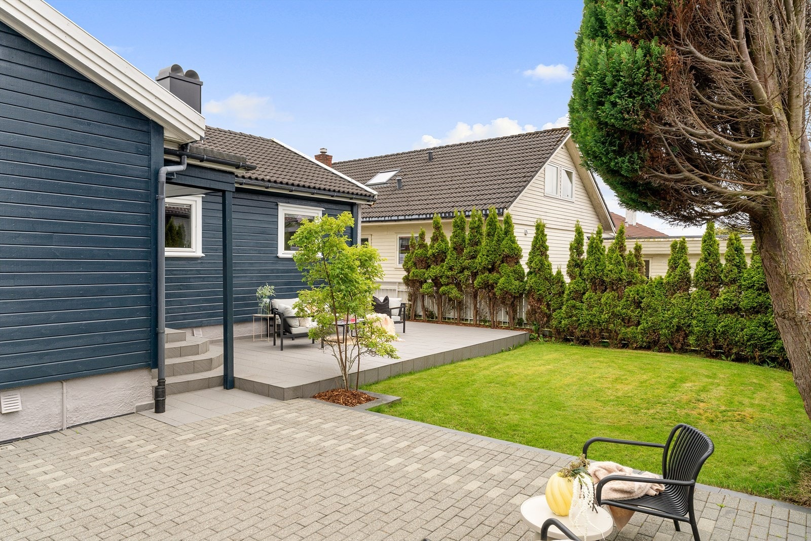 Pent opparbeidet uteområde Galleribilde