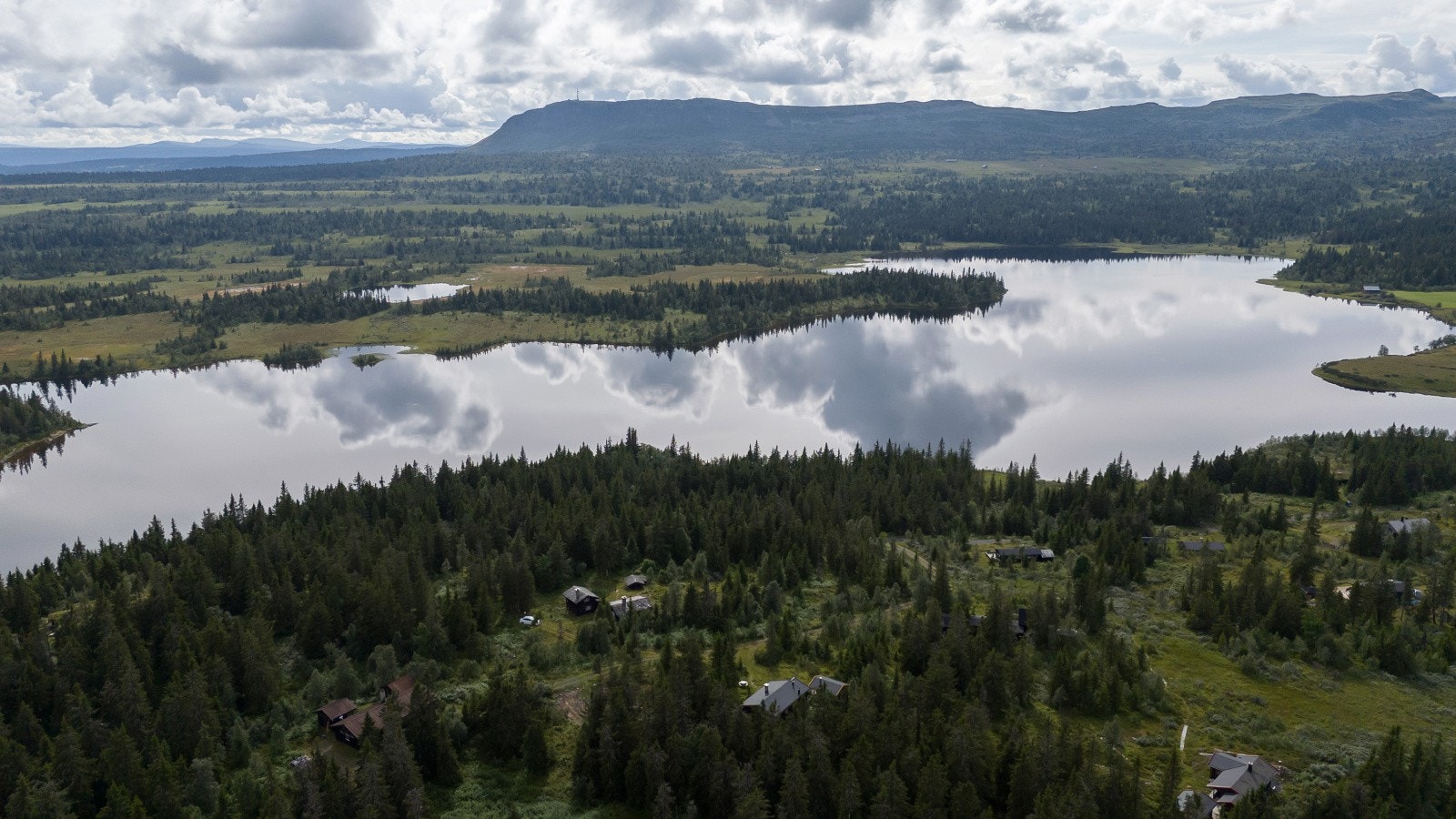 Et fint sted for den aktive familie med gode rekreasjonsmuligheter for både store og små! Galleribilde