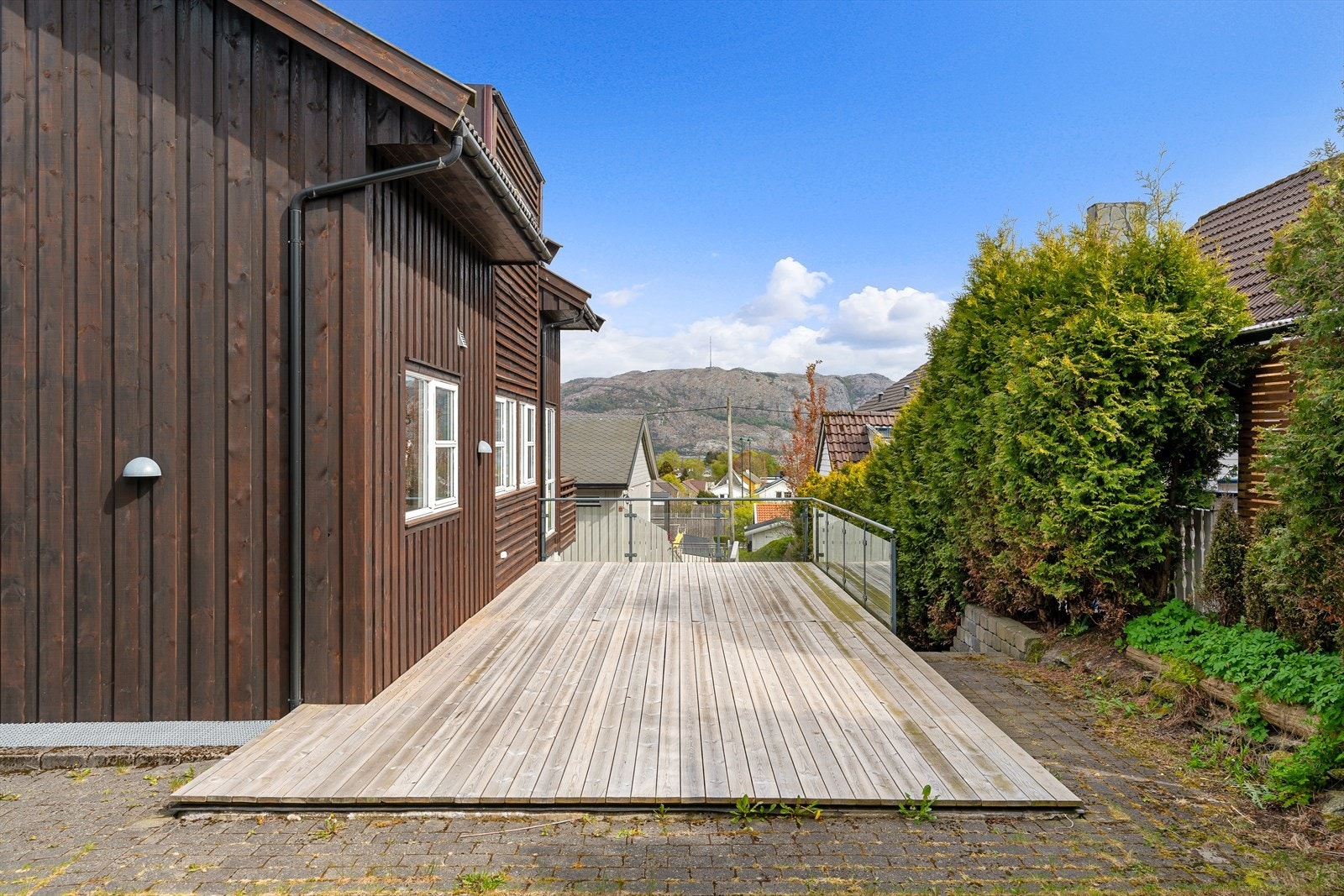 Uteområde. Galleribilde