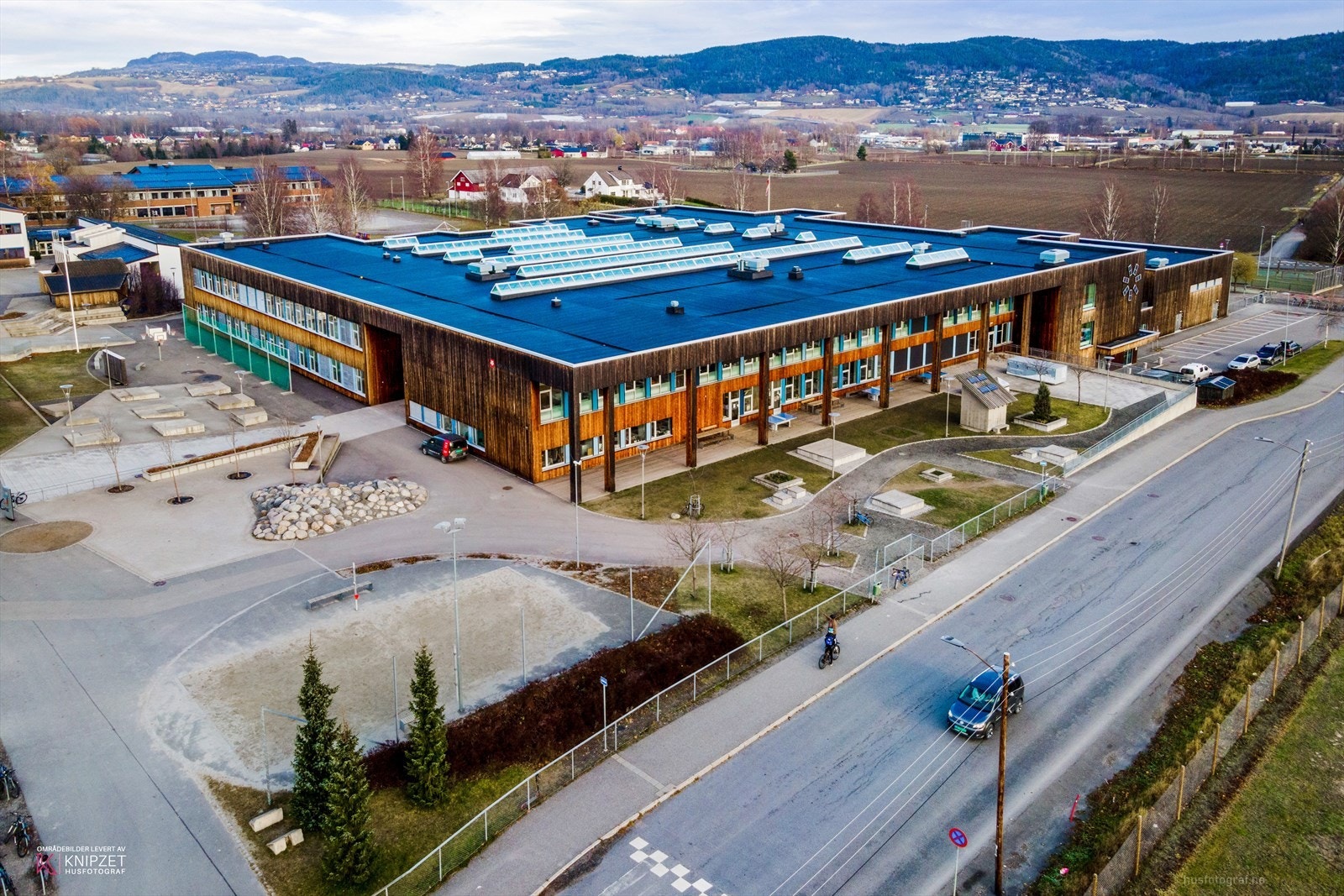 Høvik skole er meget populær og kjent for sitt gode miljø. Galleribilde