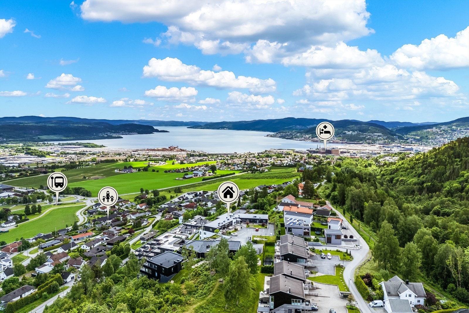 Attraktiv beliggenhet på Stoppenkollen med kort vei til både skole, barnehage, nytt sykehus og sentrum. Galleribilde
