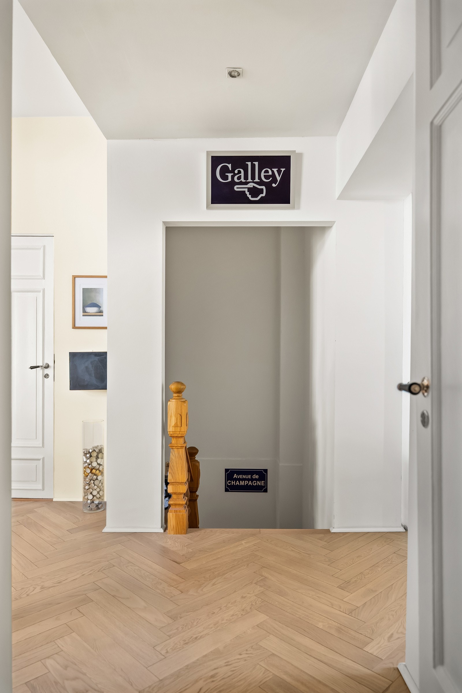 Trapp til underetasje Galleribilde