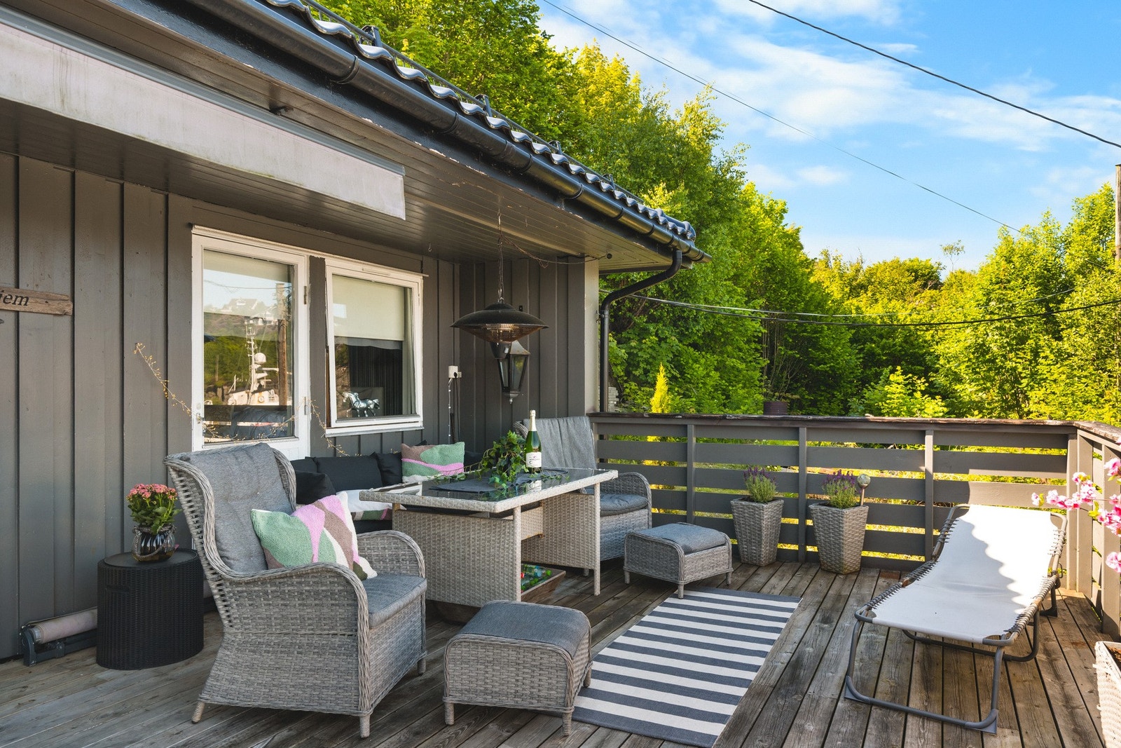 Det er plass til en grill - perfekt for sommeren Galleribilde