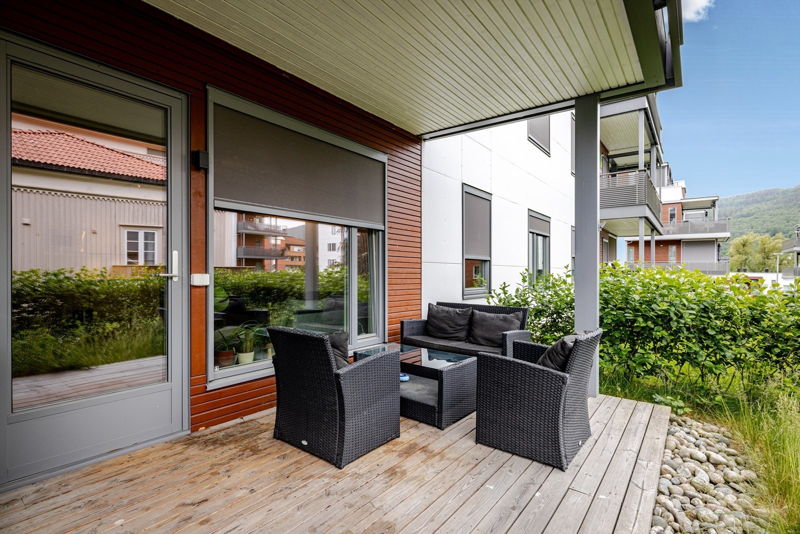 Overbygget terrasseplatting Galleribilde
