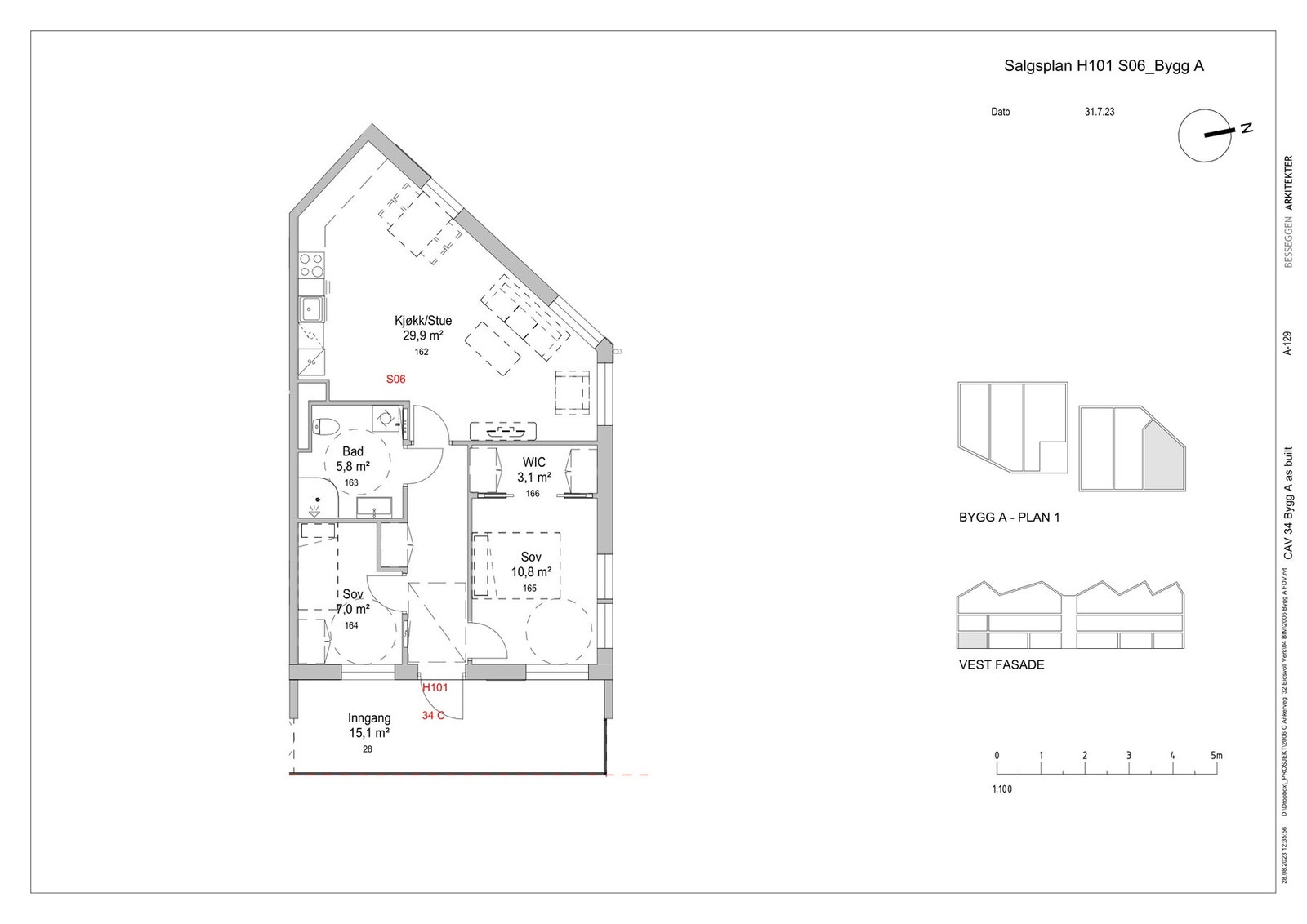 Praktisk planløsning med to soverom, walk-in closet, romslig bad og en lys oppholdsavdeling med åpen kjøkkenløsning. Galleribilde