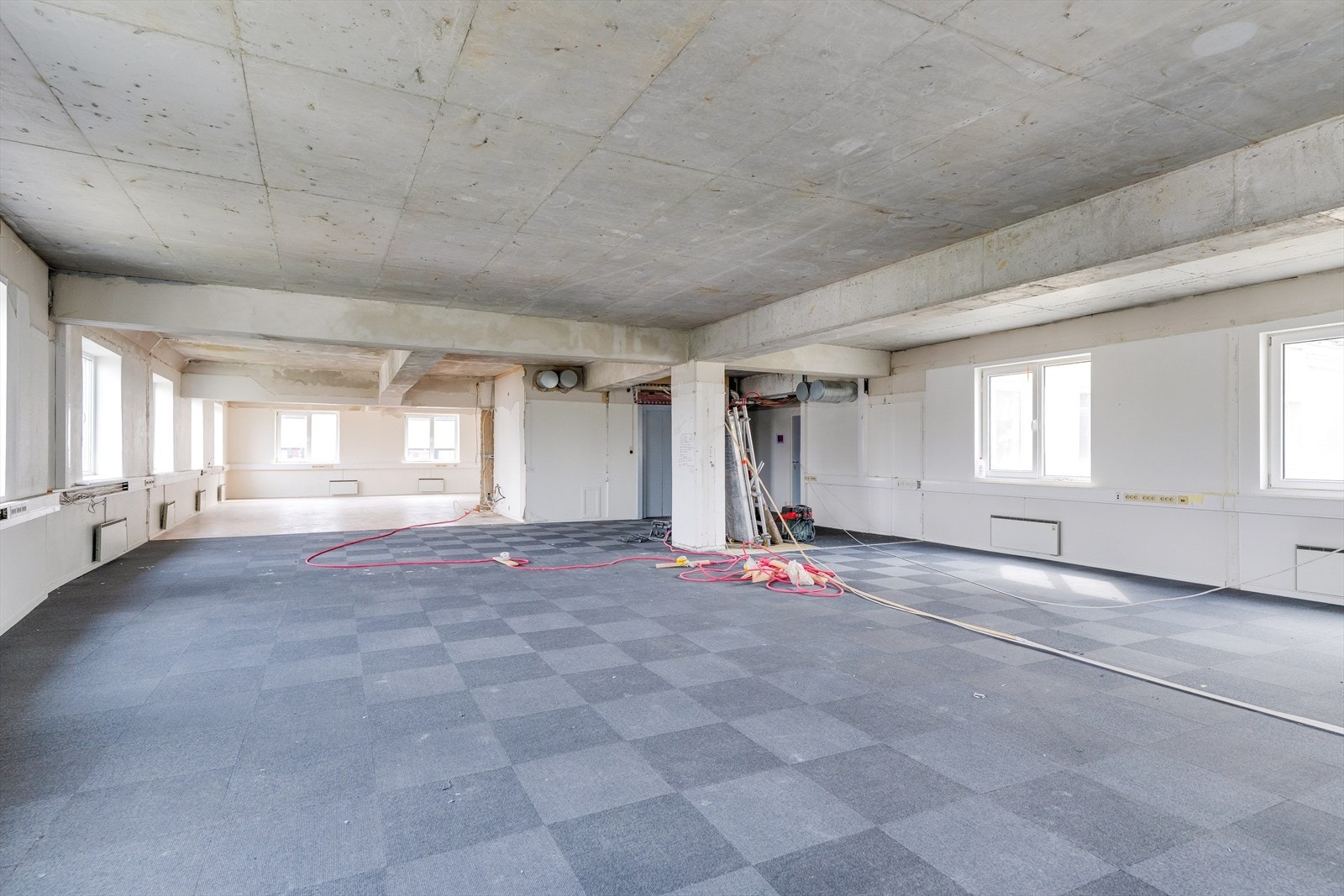BTA 260 m² i 5. etasje klar for innredning.