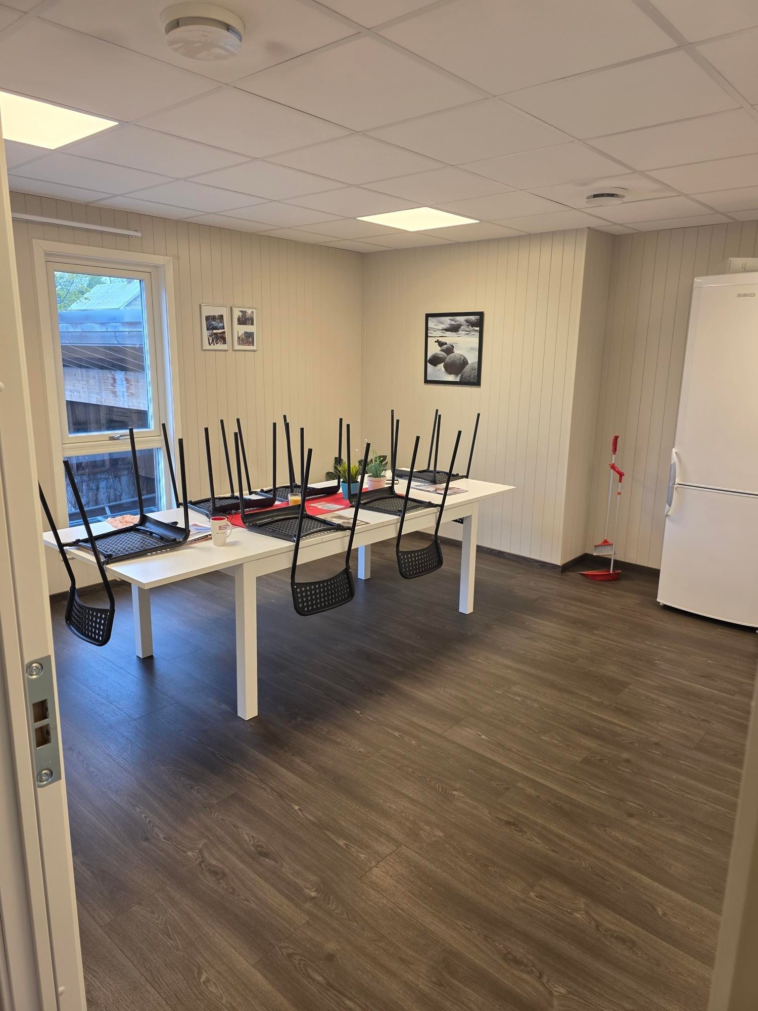 Lyst og trivelig Spiserom Galleribilde