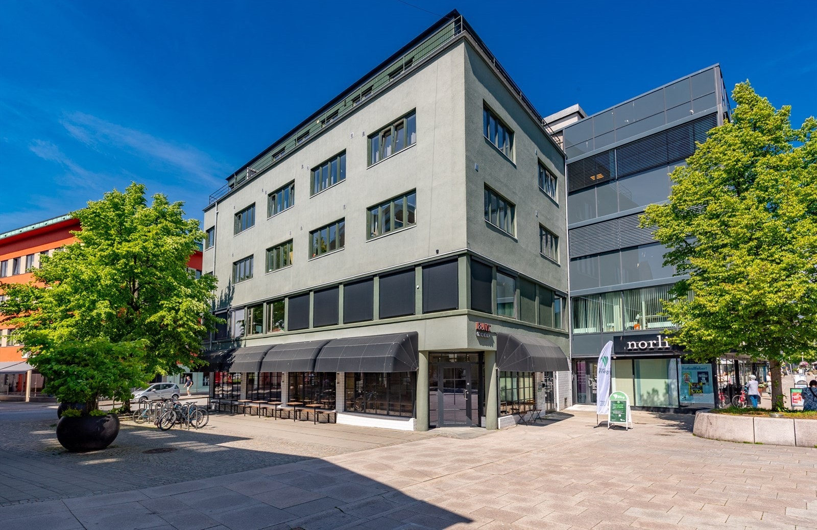 Attraktiv hjørneplassering med høy eksponering mot tre gater, inkluidert Nygaardsgata (gågata) Galleribilde