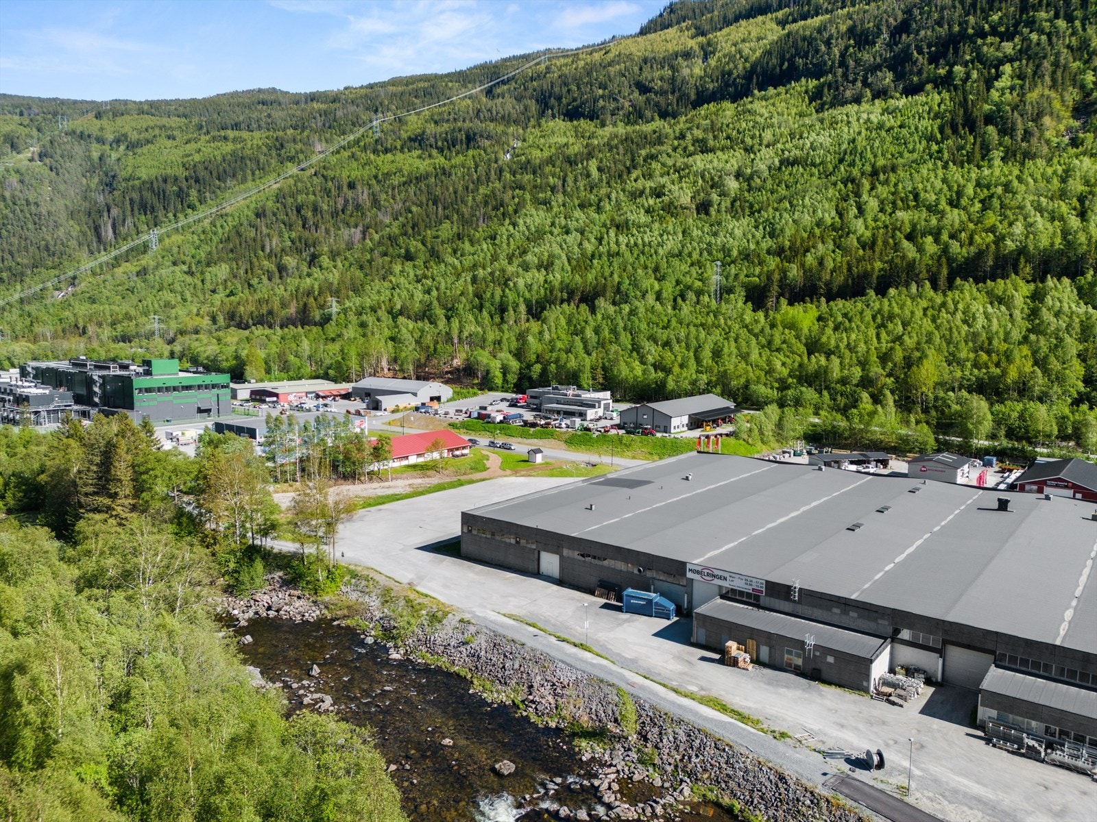 Svaddevegen 145 drone (5).jpg Galleribilde