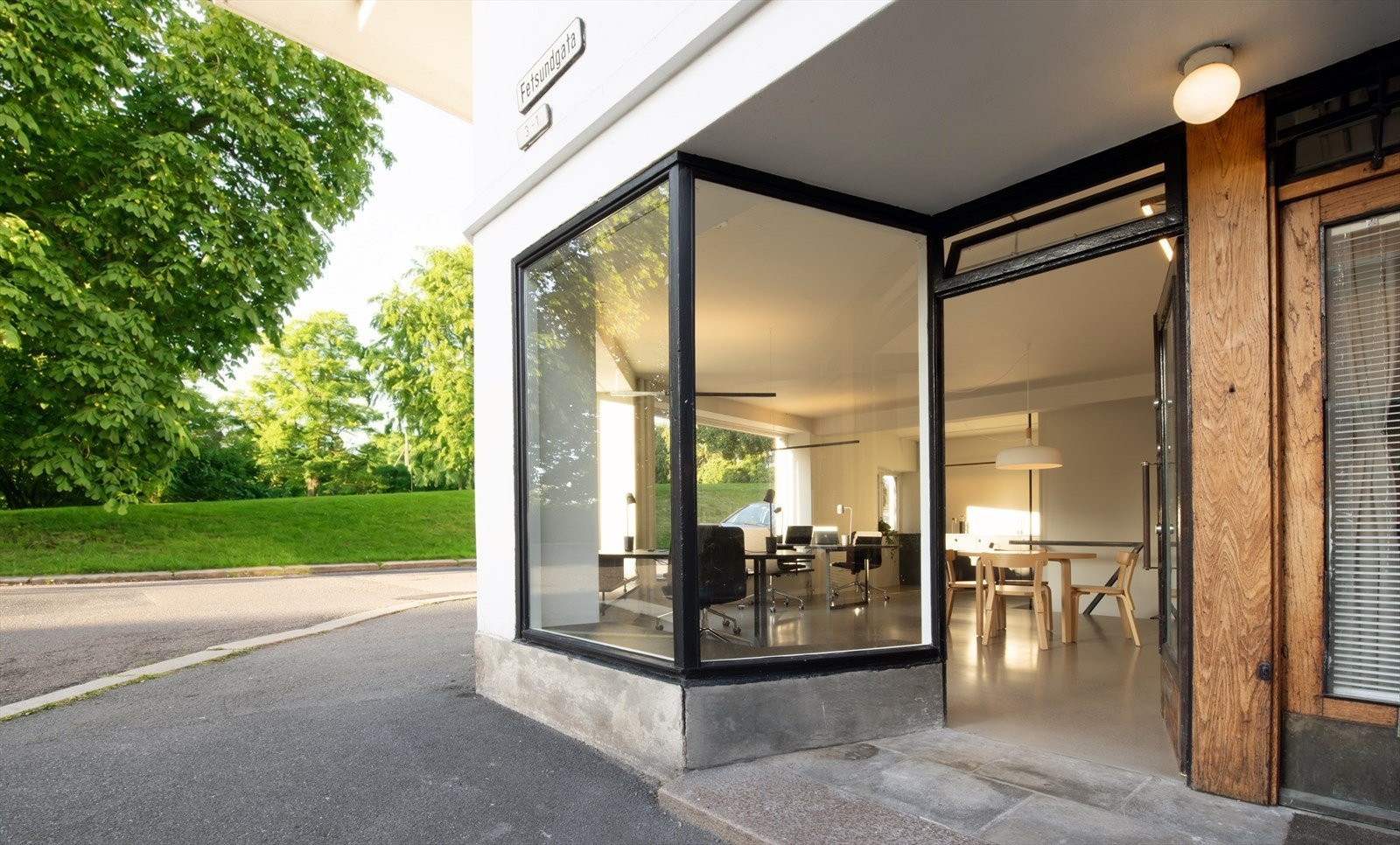 Sons gate 5B Galleribilde
