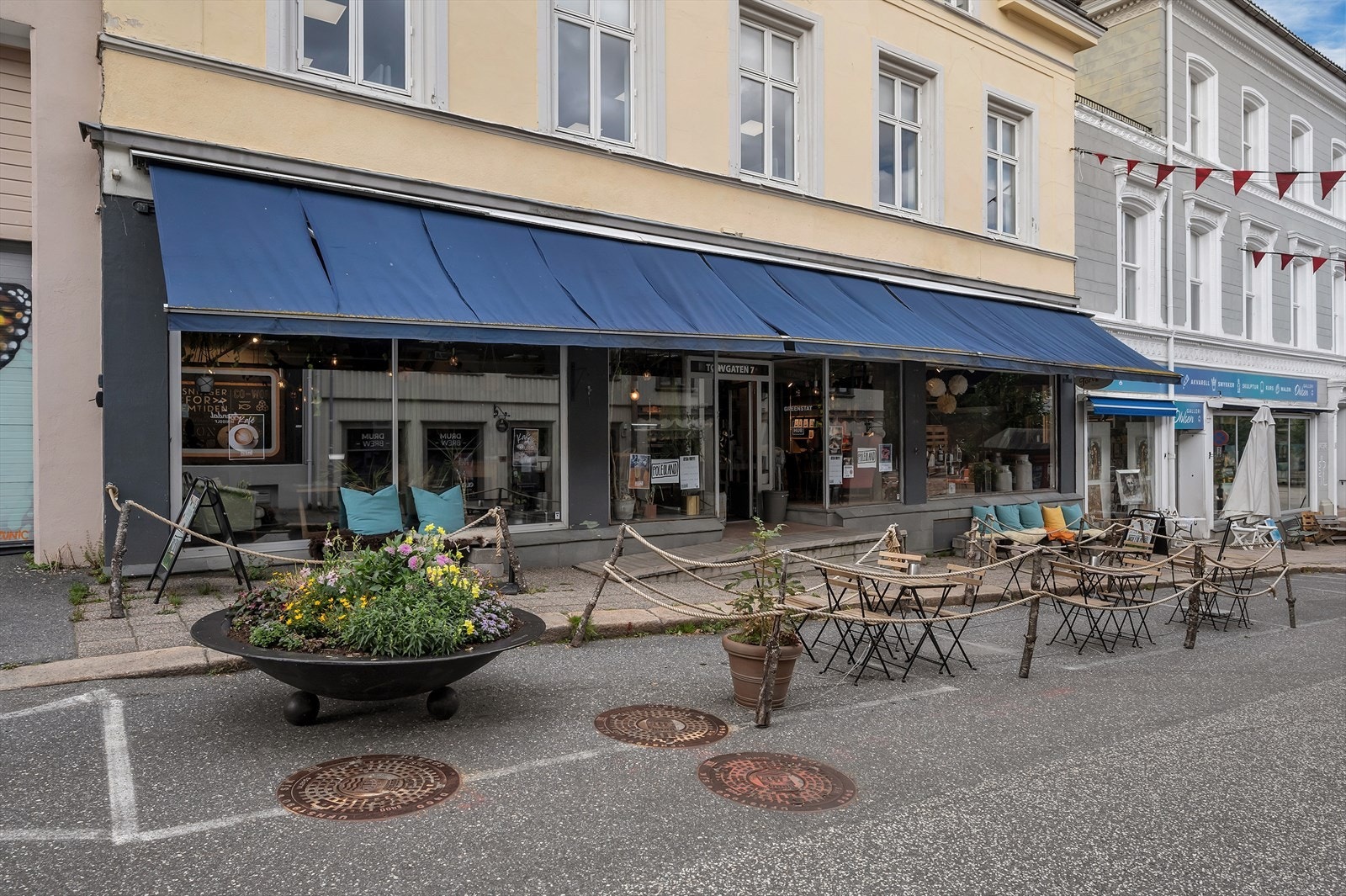 Uteservering Galleribilde