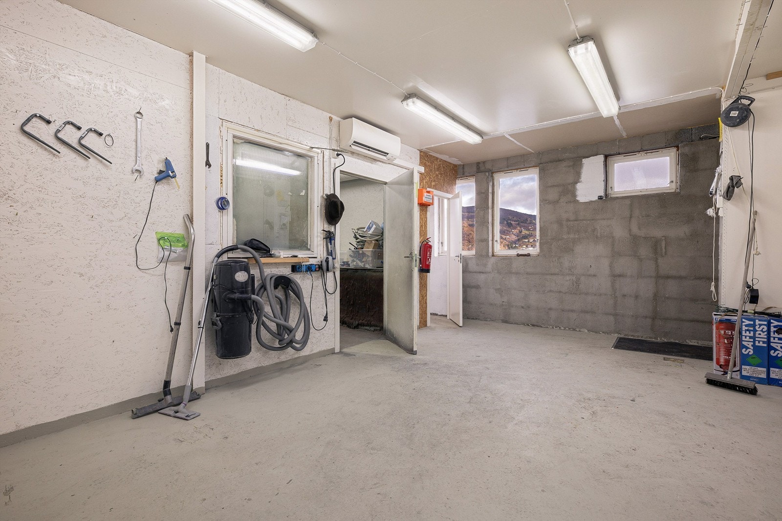 Krogsveen Bergen Sentrum Rimelig lagerlokale på 62 kvm - perfekt for små bedrifter/enkeltpersons foretak