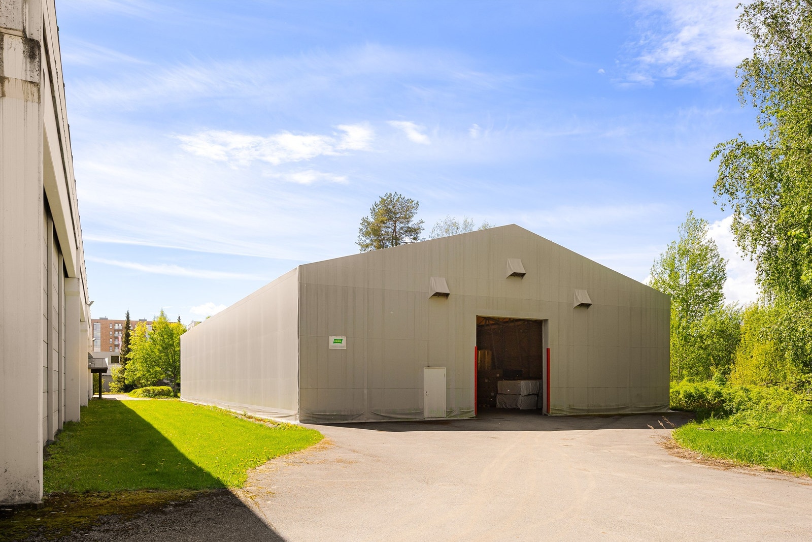 Mulighet for leie av ca. 450 kvm i rubb/plast hall Galleribilde
