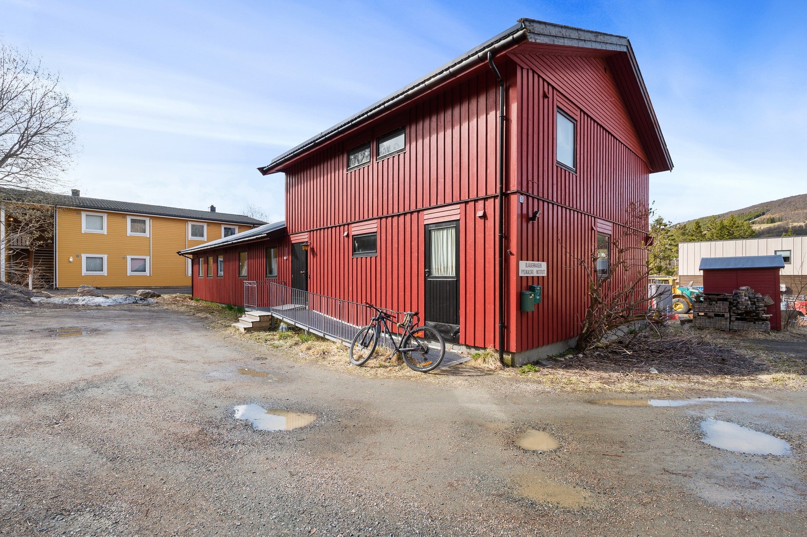 Gode parkeringsforhold på eiendommen Galleribilde
