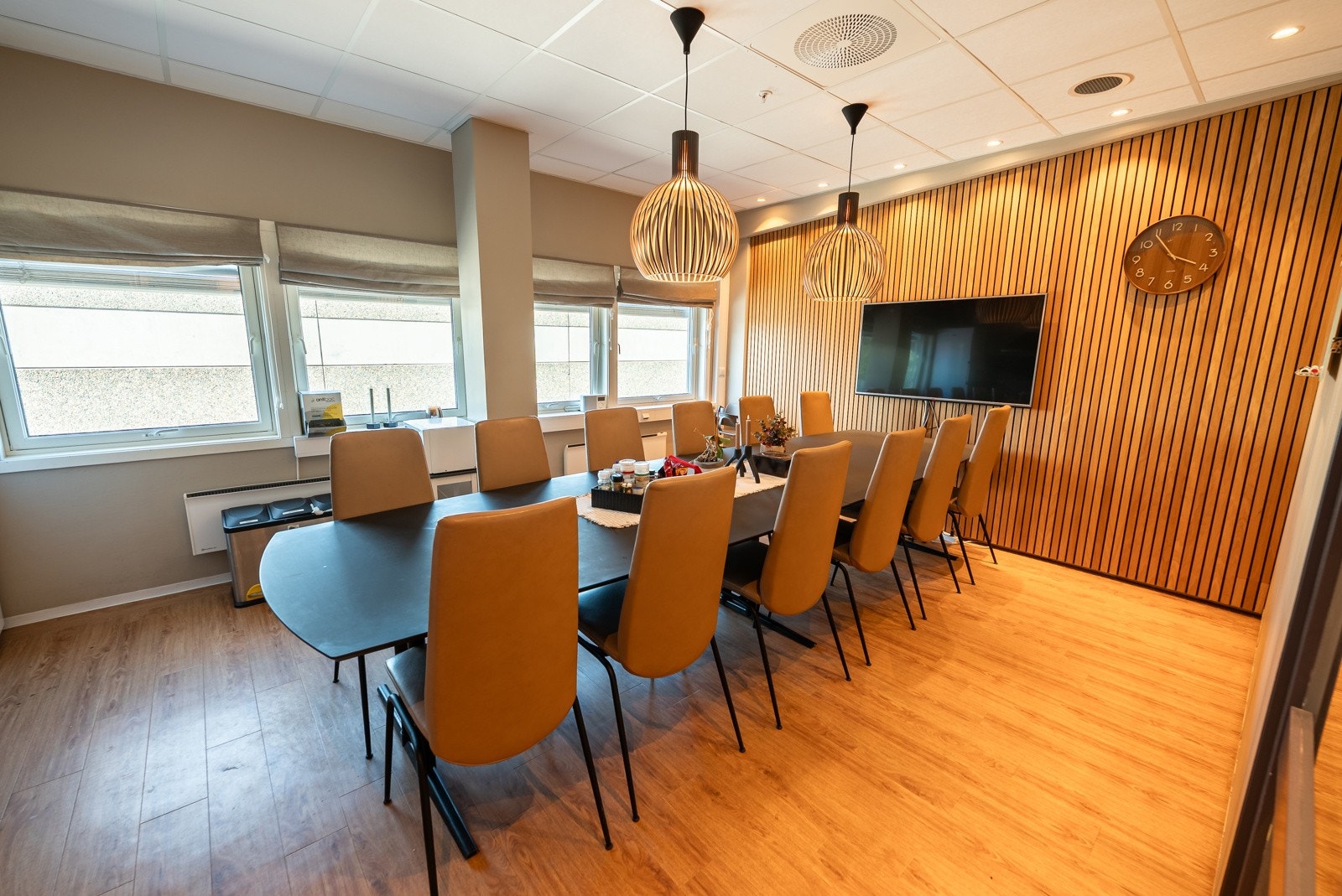 Stort og fint spiserom / møterom Galleribilde