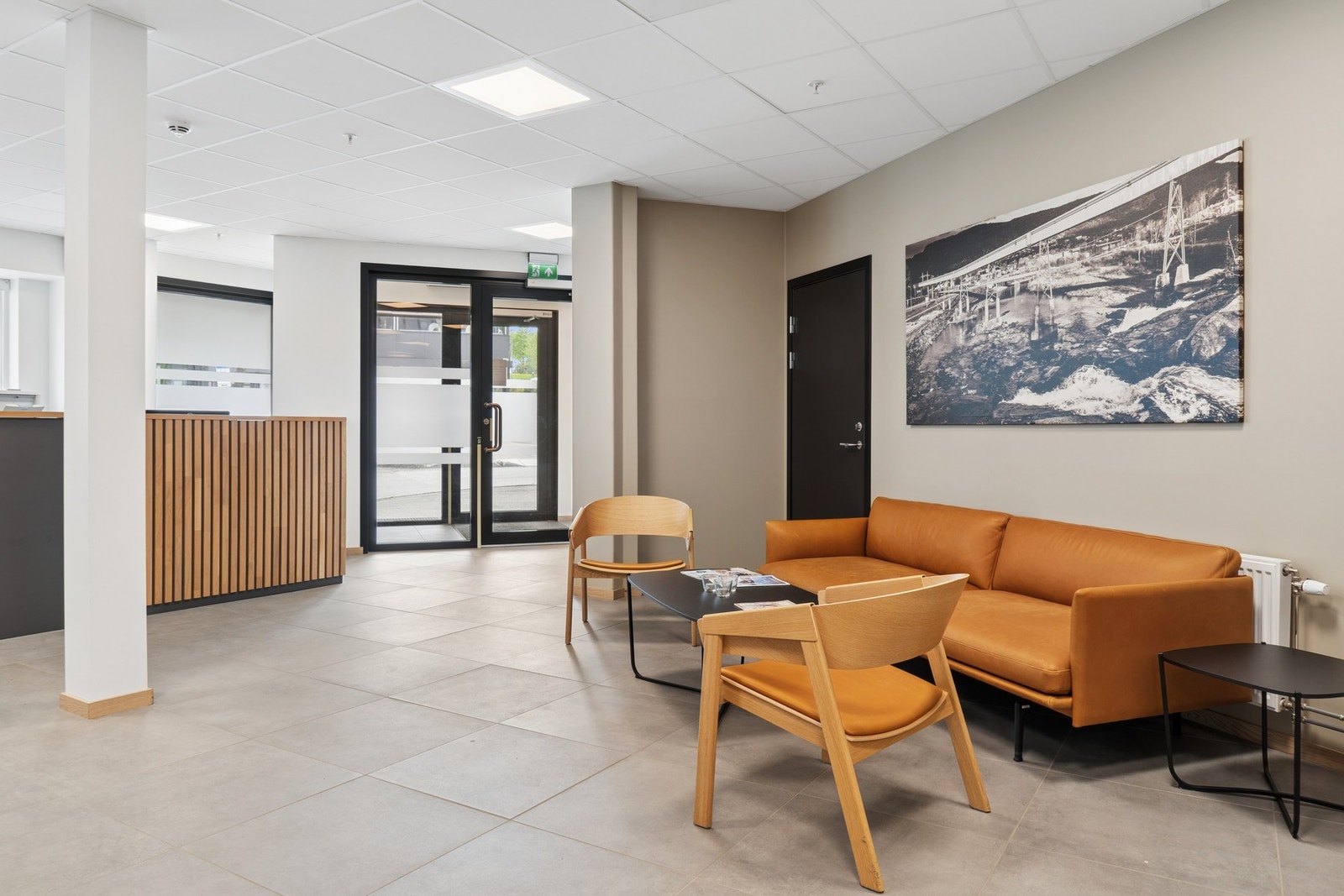 Lounge - entre - arkivrom Galleribilde