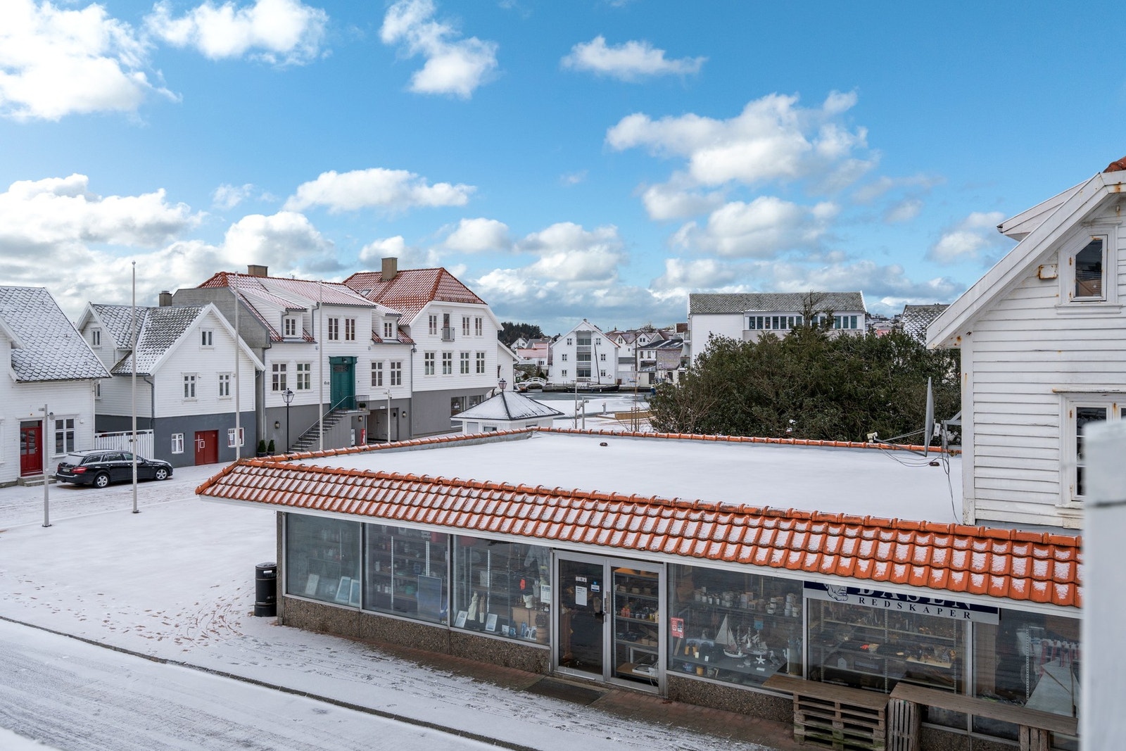 Utsikt over "Havn" fra takterrasse. Galleribilde