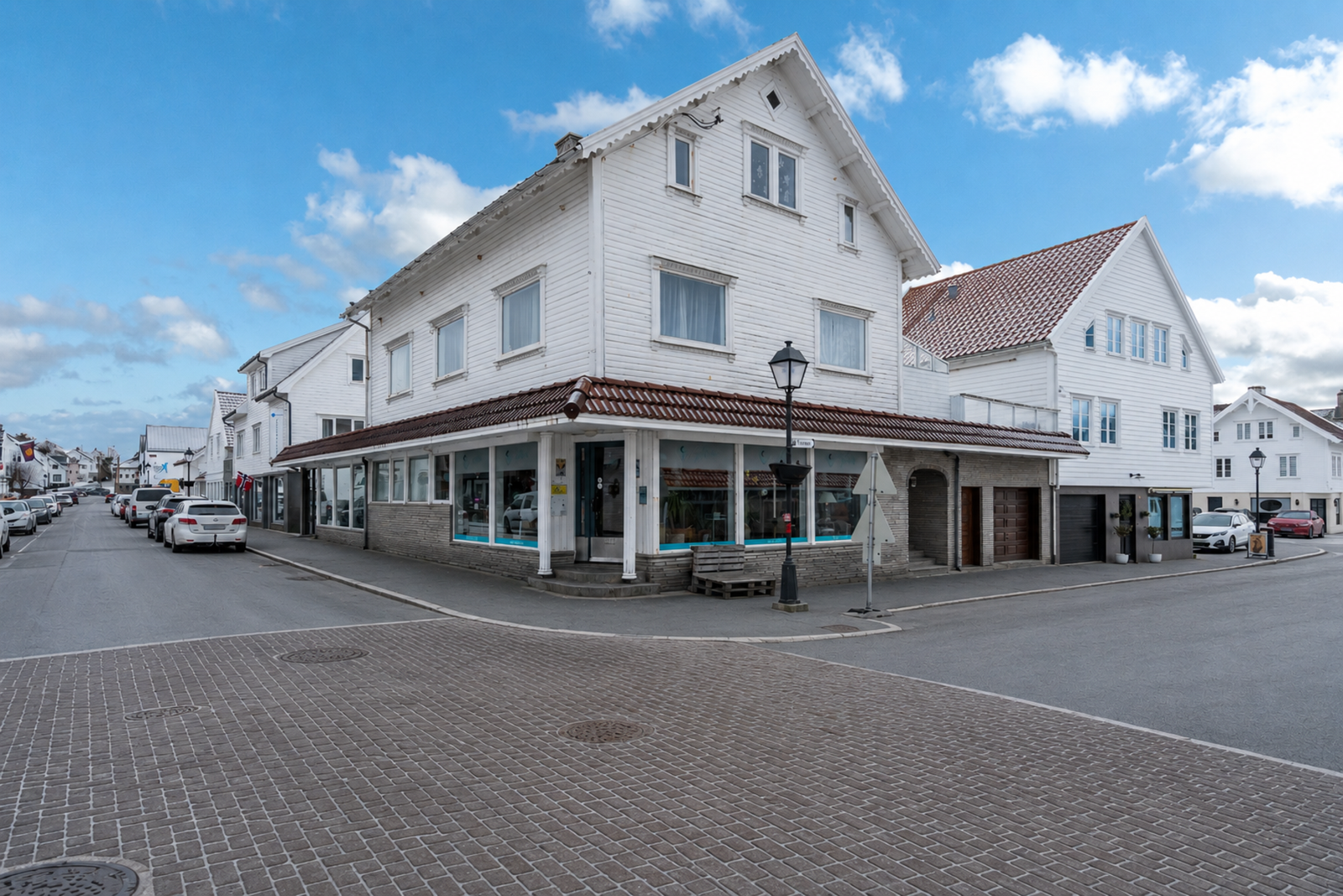 Velkommen til Kaigata 13 - i hjertet av Skudeneshavn Galleribilde