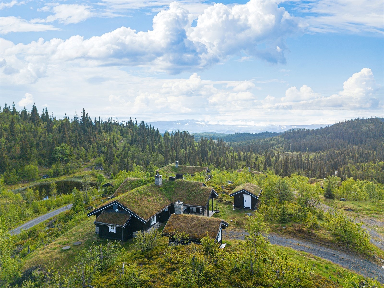 Kivoset Hyttegrend består av 18 fritidseiendommer. Galleribilde