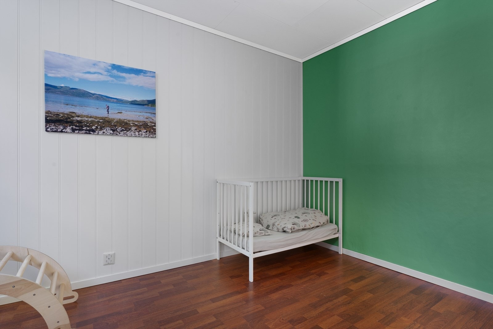 - Soverommet passer utmerket som barne- eller gjesterom - Galleribilde
