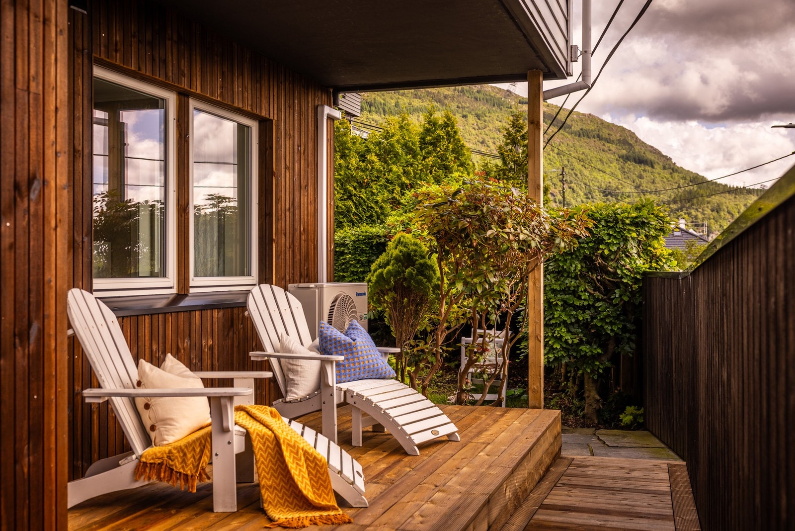 Møre Royal terrassebord lagt i 2026. Det samme med diverse kledning og overbygg. Galleribilde