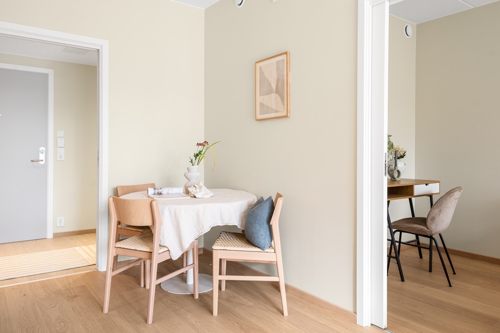 Dekk på til gode venner. Galleribilde