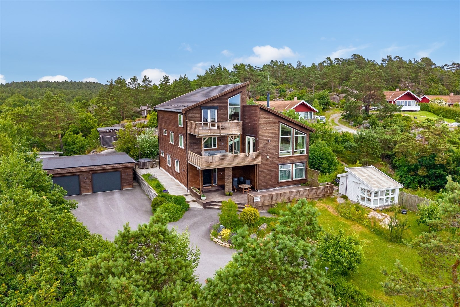 Velkommen til KNA-veien 17. Foto: Boligfoto Agder, Per Arne Kvamsø Galleribilde